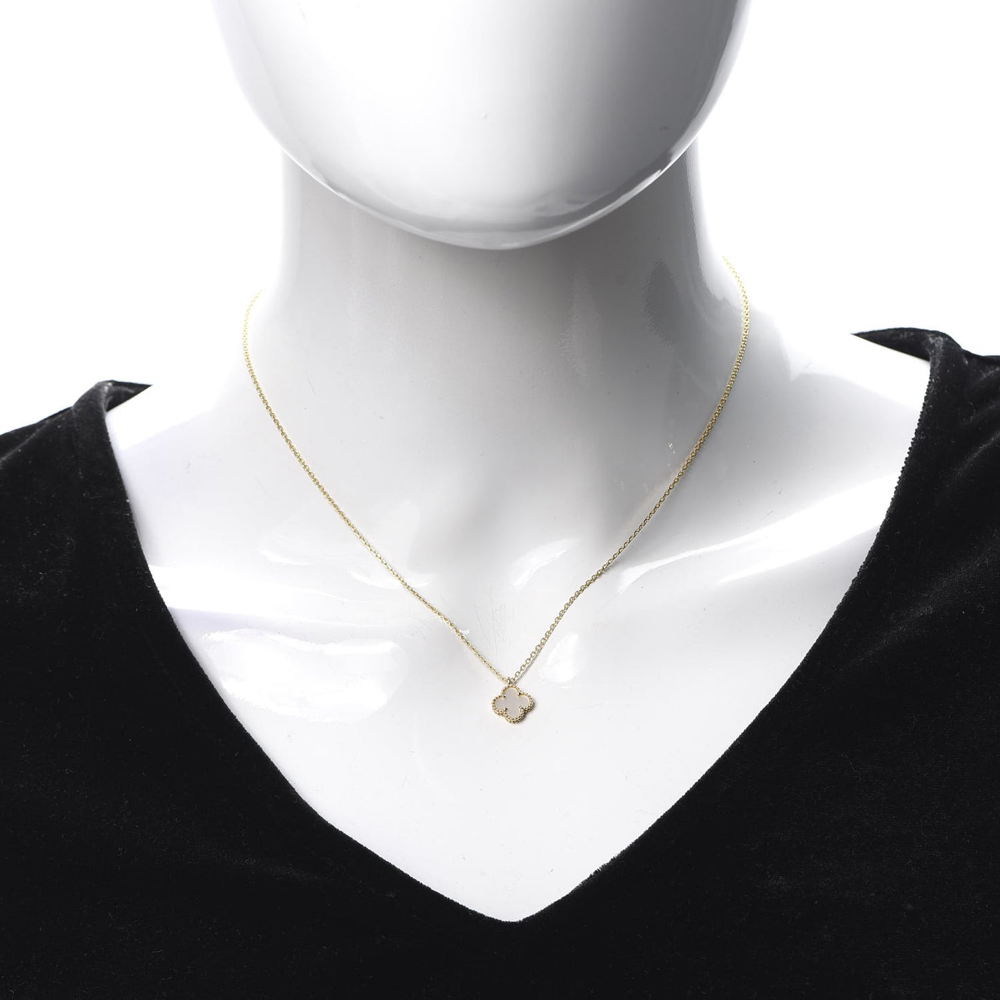 18K Yellow Gold Mother of Pearl Sweet Alhambra Pendant Necklace