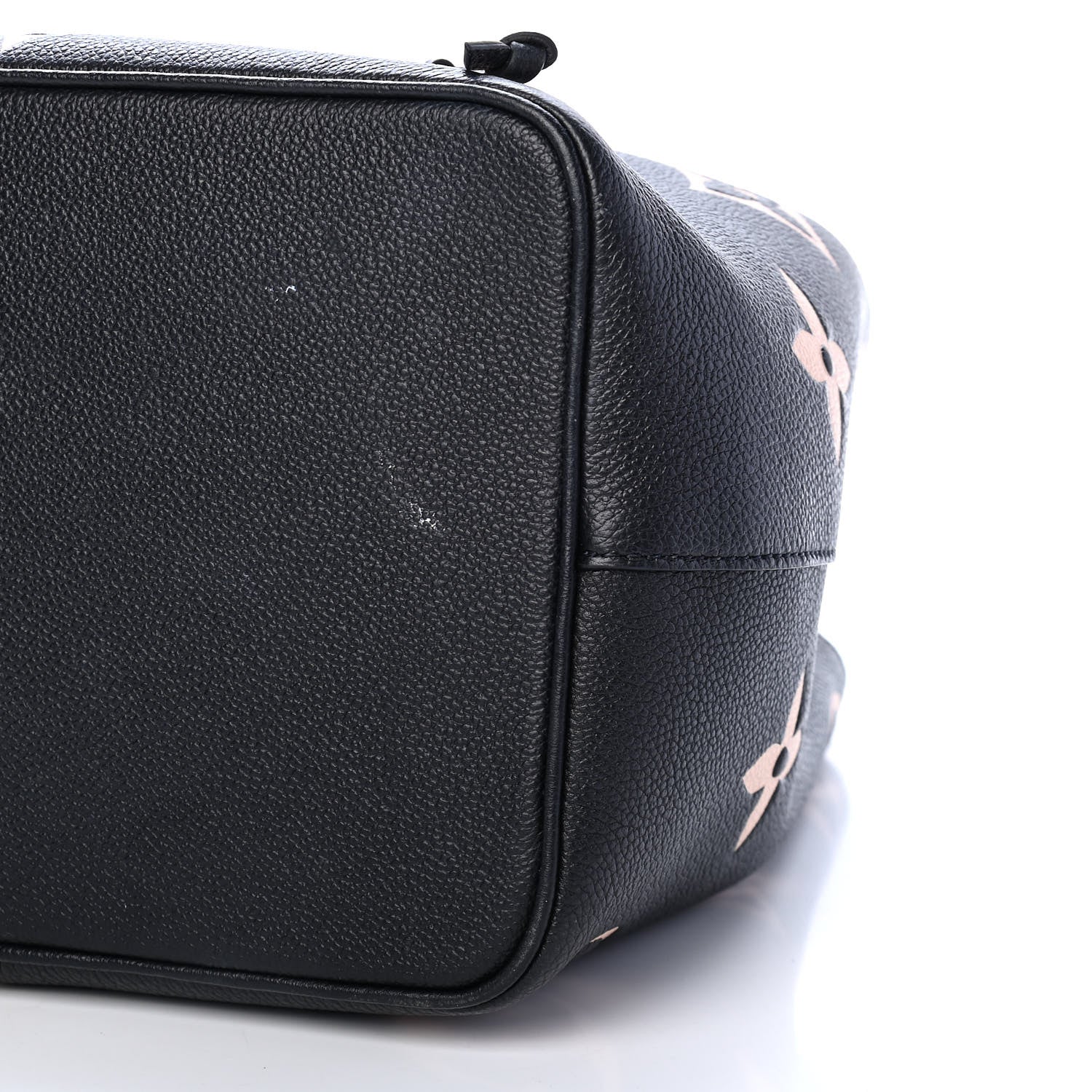 Louis Vuitton Empreinte Monogram Giant Neonoe MM Black Beige 14 of 14