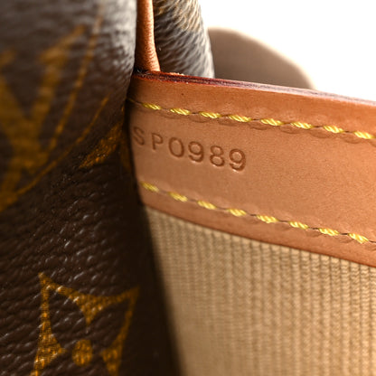 Louis Vuitton Monogram Reporter GM 8 of 11