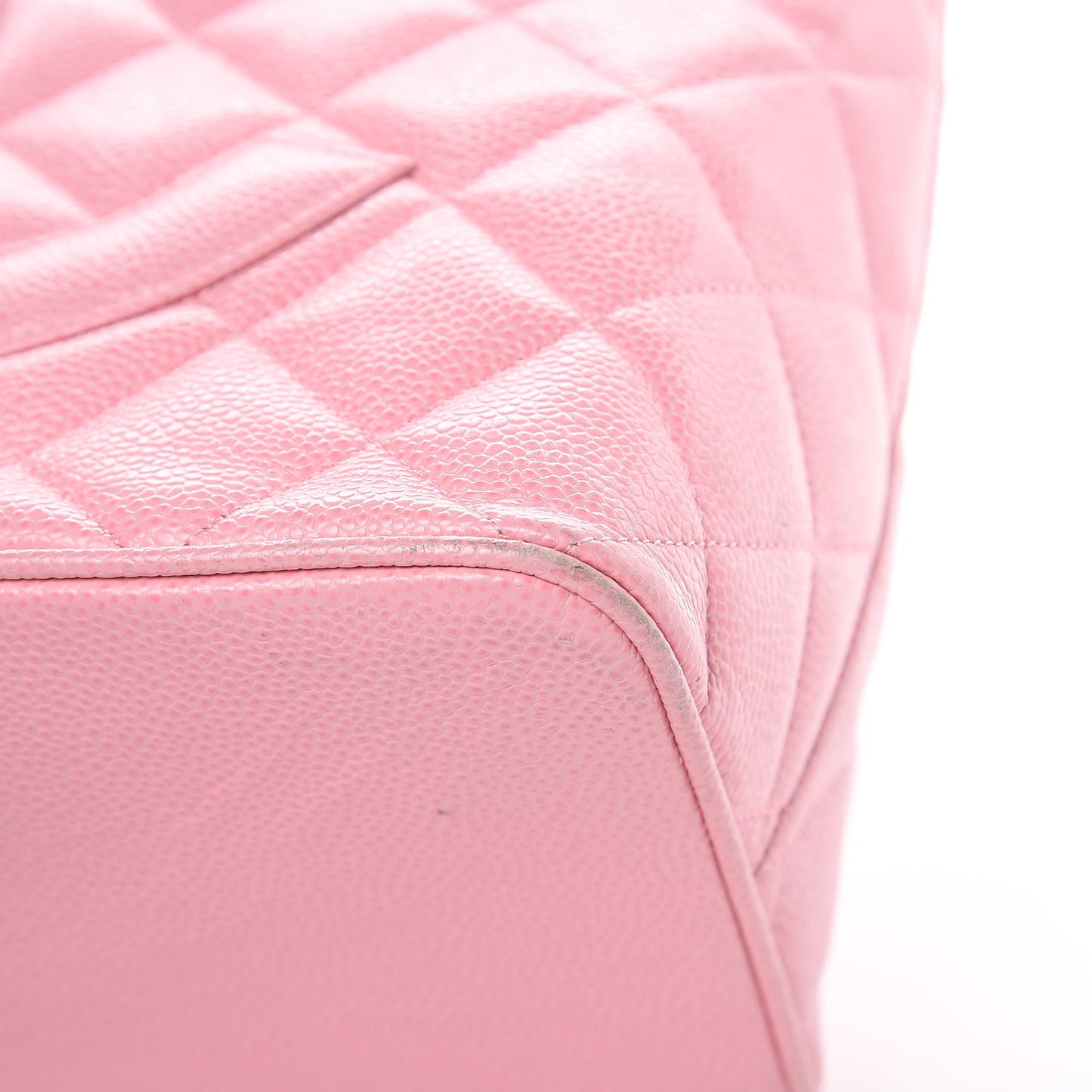 Caviar Quilted Medallion Tote Light Pink