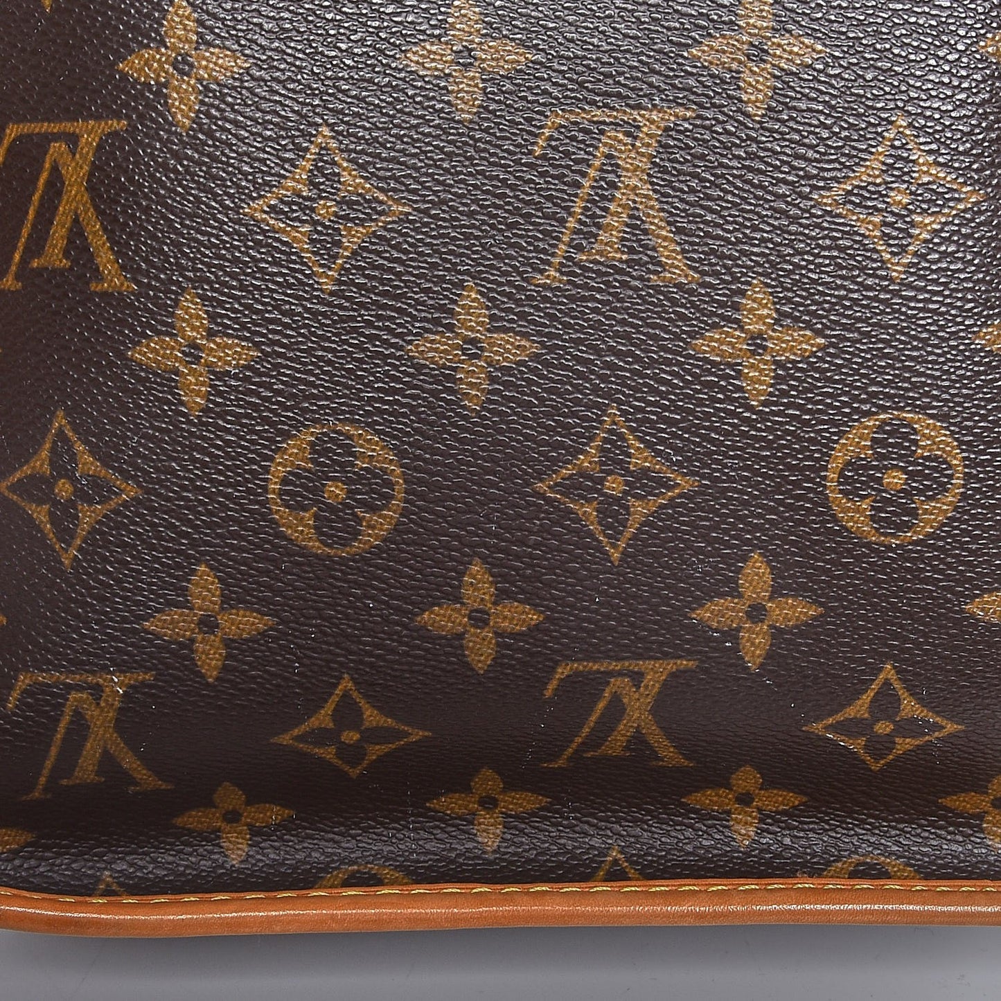 Monogram Bosphore PM Messenger