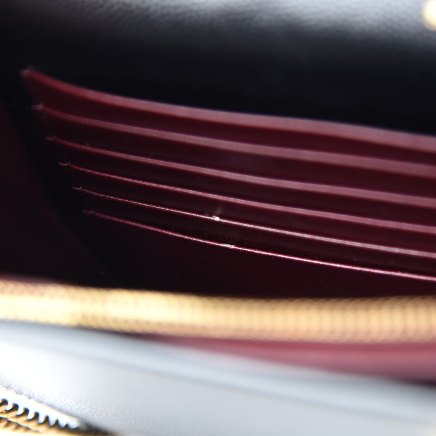 Saint Laurent Grain De Poudre Monogram Cassandra Chain Wallet Black Rouge Legion 8 of 11