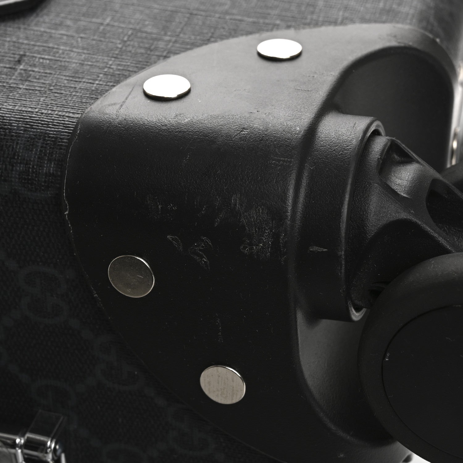 Gucci GG Supreme Monogram Globe-Trotter Carry-On Black 8 of 18