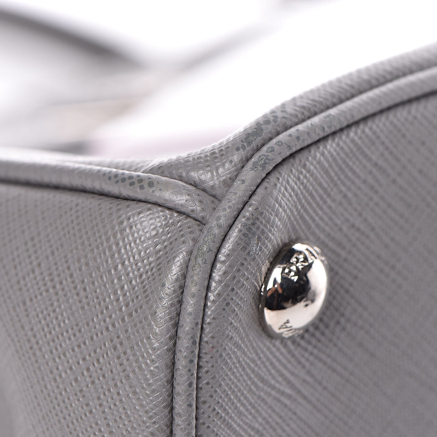 Saffiano Medium Galleria Double Zip Tote Marmo