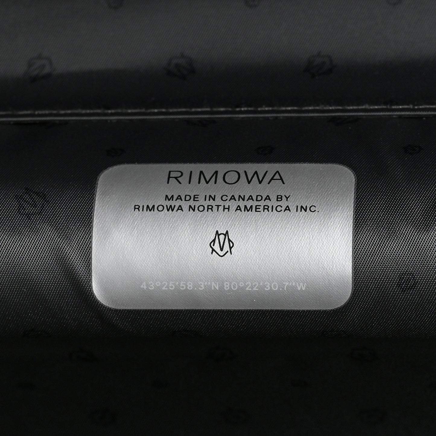 Aluminum Check-In L Matte Black