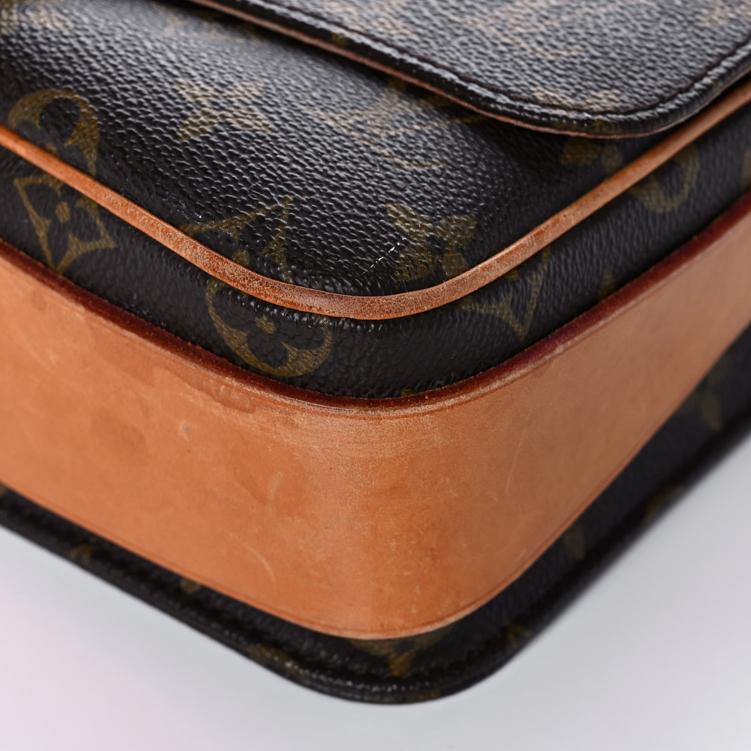 Louis Vuitton Monogram Cartouchiere 22 9 of 12