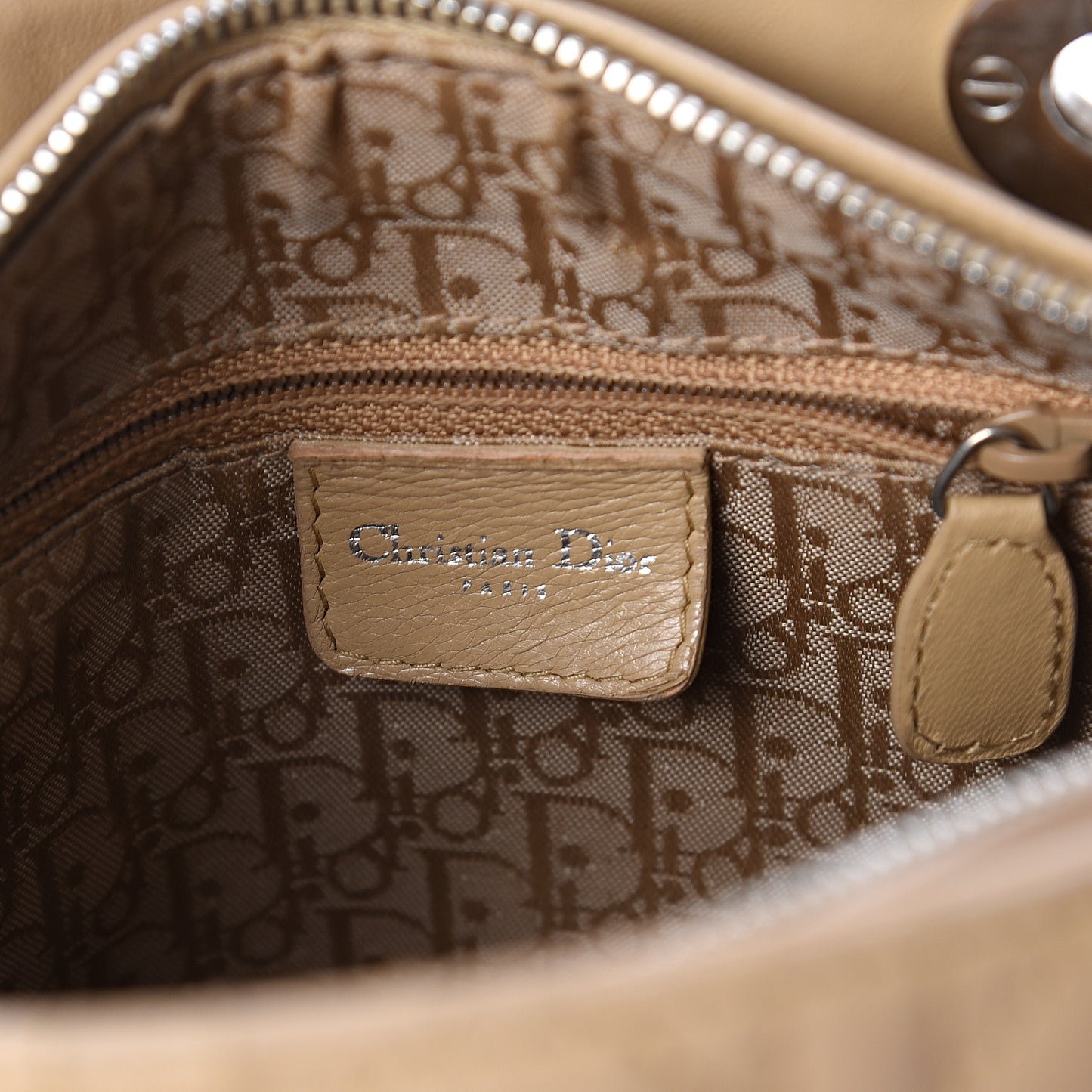 Lambskin Cannage Medium Lady Dior Beige