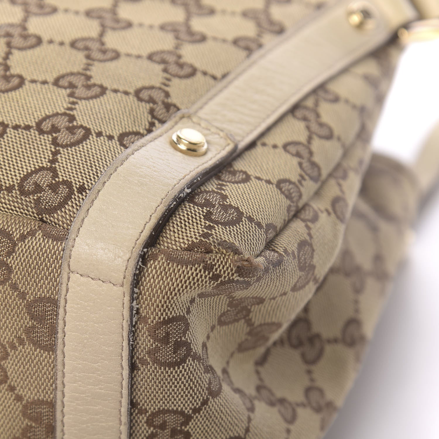 Gucci Monogram Medium Abbey Shoulder Bag Off White 20 of 21