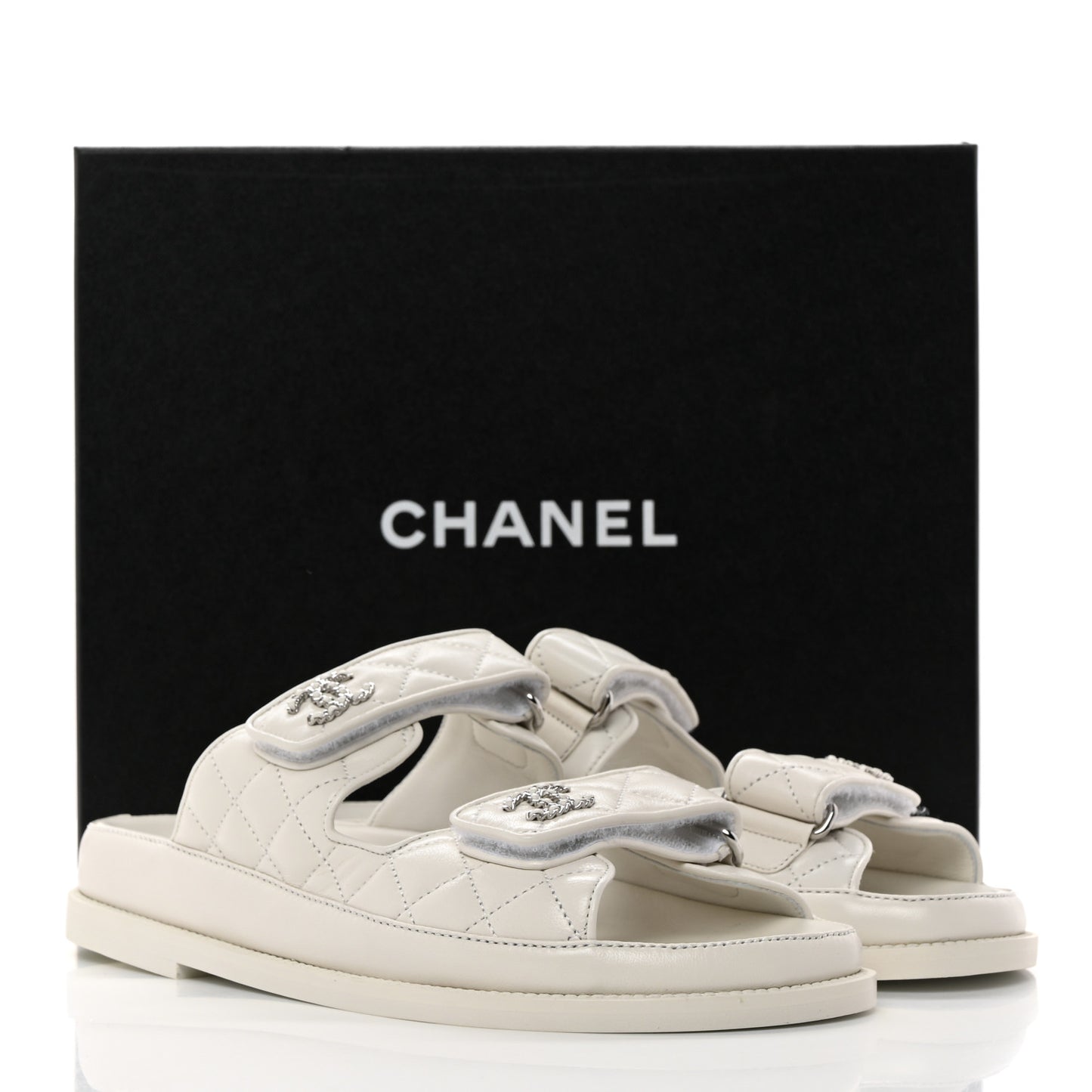 Lambskin Quilted Velcro Dad Chain CC Slide Sandals 38 White