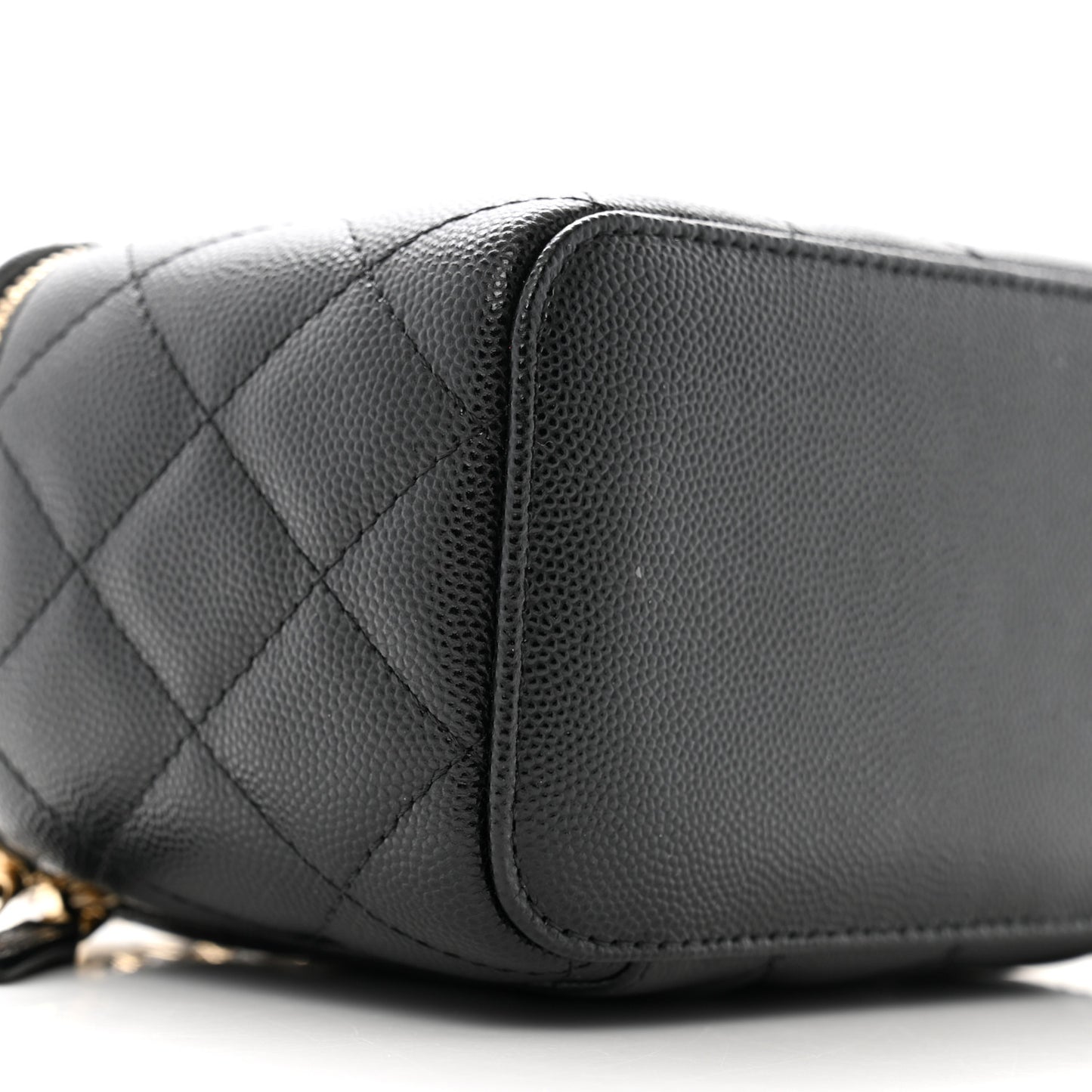 Caviar Quilted Small Vanity Case With Chain Black