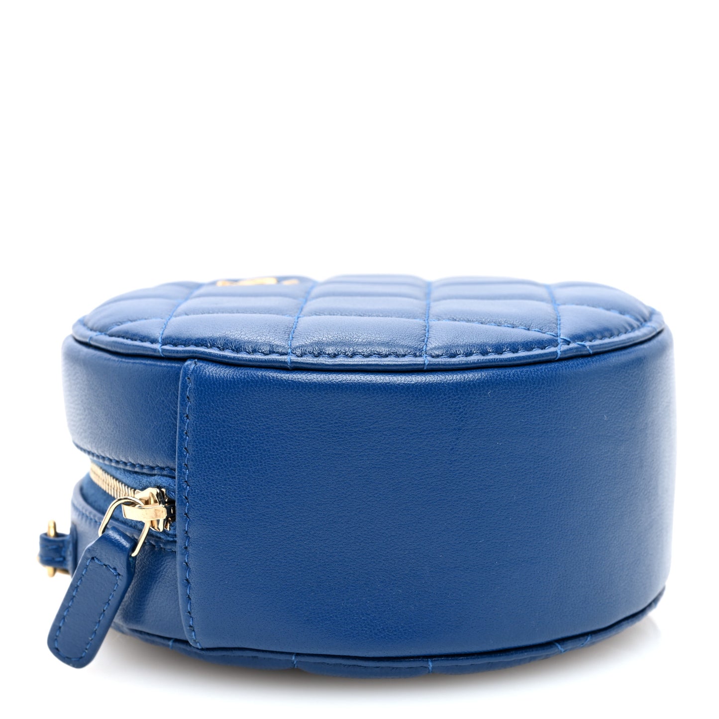 Lambskin Quilted Round Pearl Crush Clutch With Chain Blue