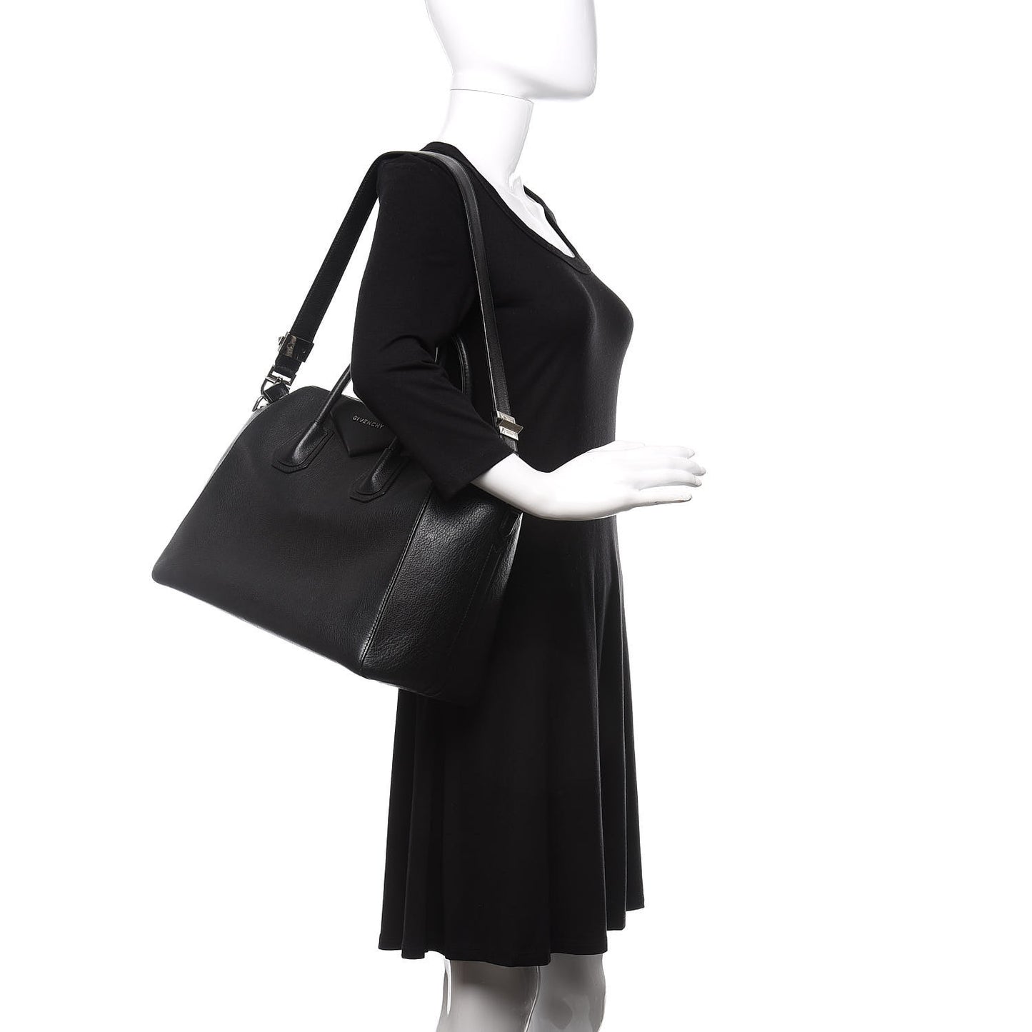 Sugar Goatskin Medium Antigona Black