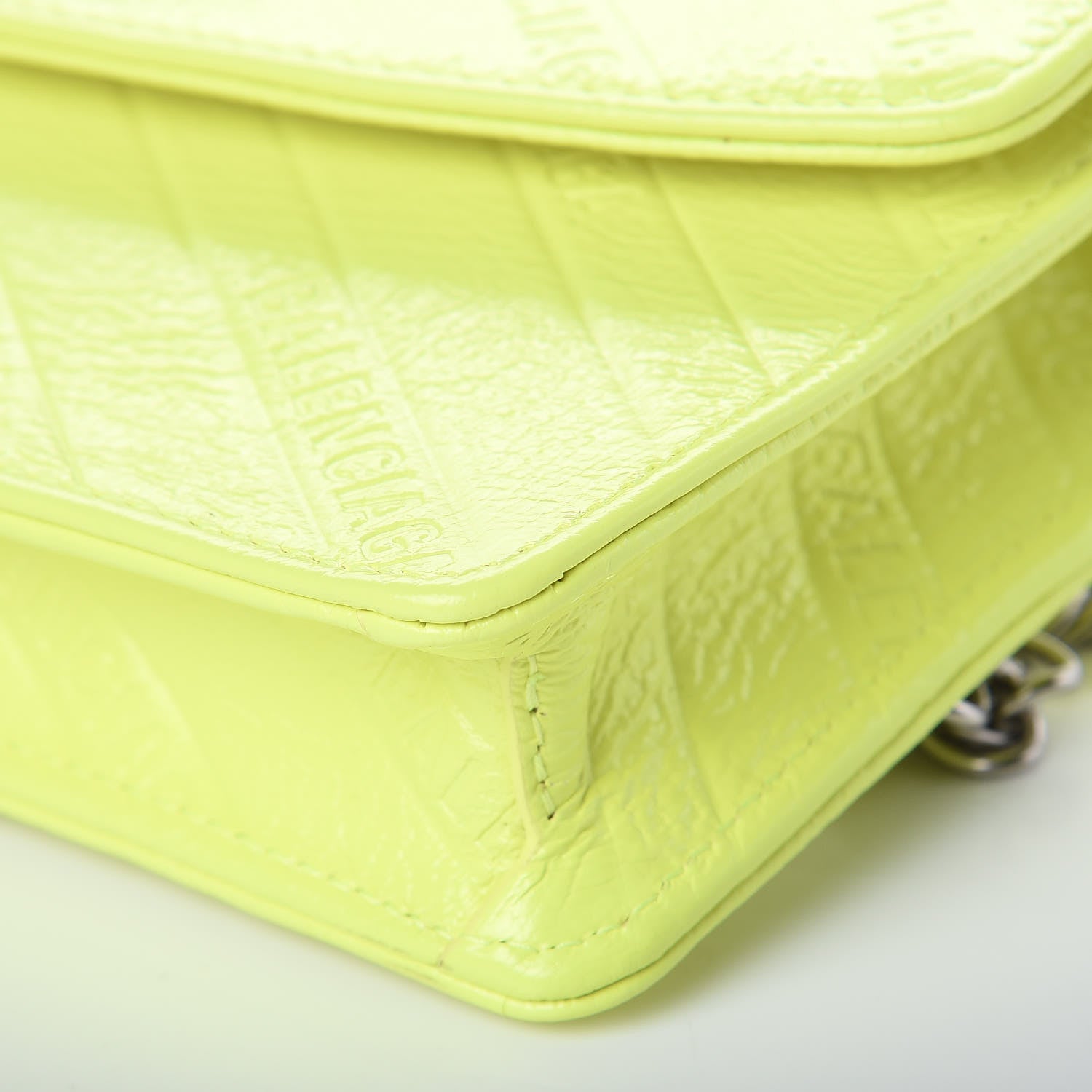 Balenciaga Shiny Goatskin Logo Embossed BB Wallet On Chain Acid Green 7 of 8