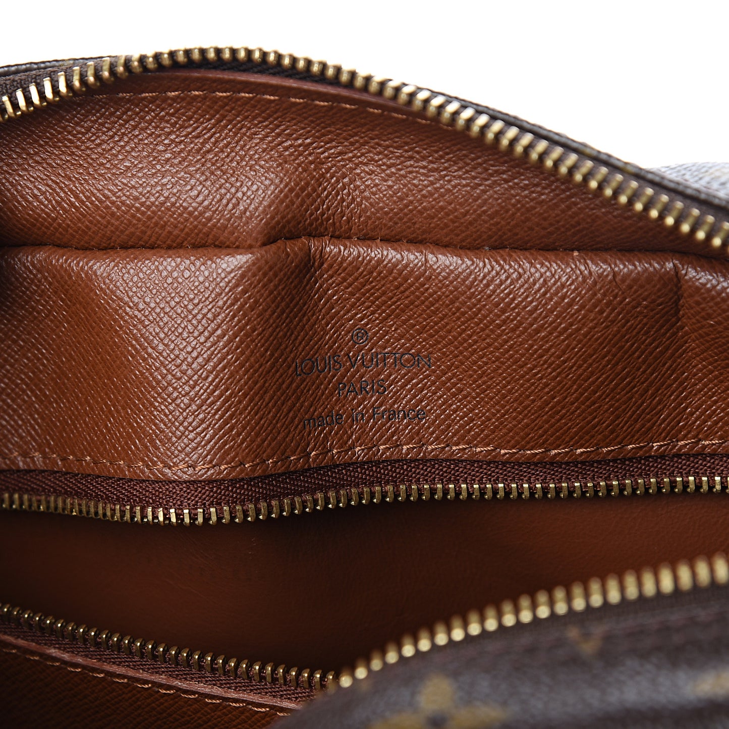Monogram Nil 28