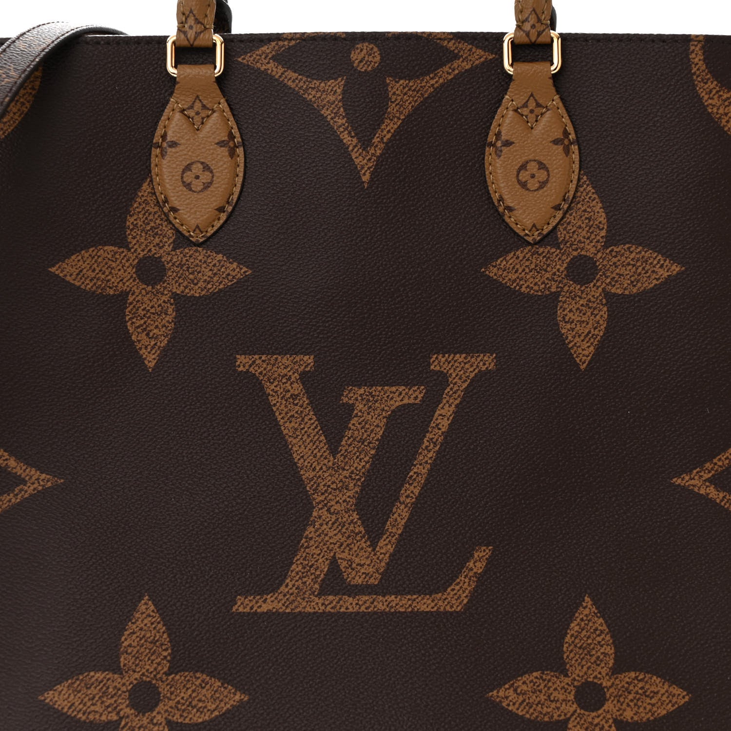 Louis Vuitton Reverse Monogram Giant Onthego Voyage 8 of 10