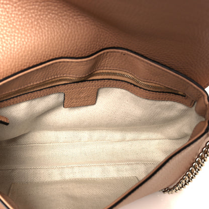 Gucci Pebbled Calfskin Medium Soho Flap Crossbody Camelia 5 of 11
