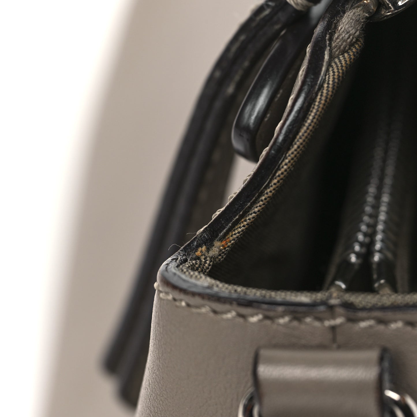 Vitello Dolce Medium By The Way Boston Bag Tortora