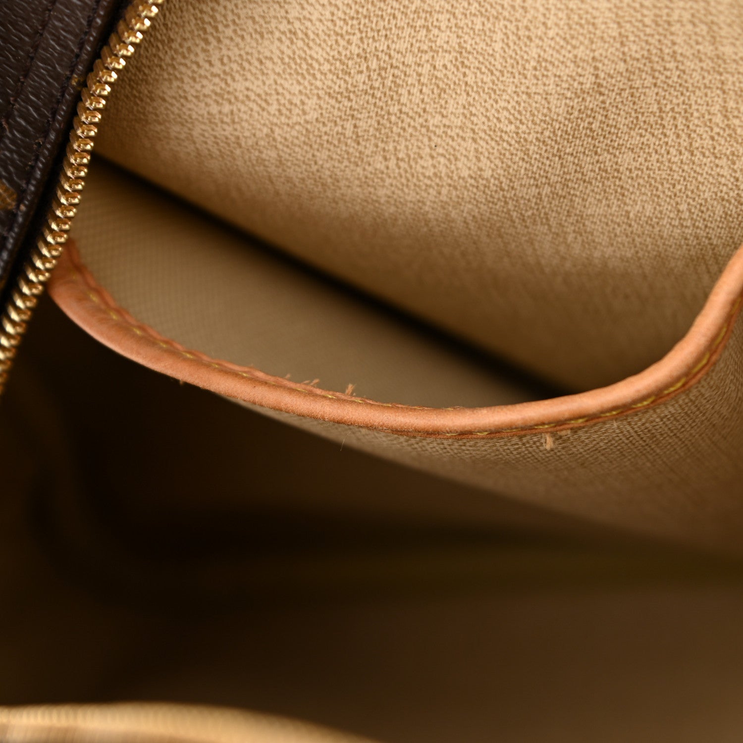 Louis Vuitton Monogram Deauville 8 of 13