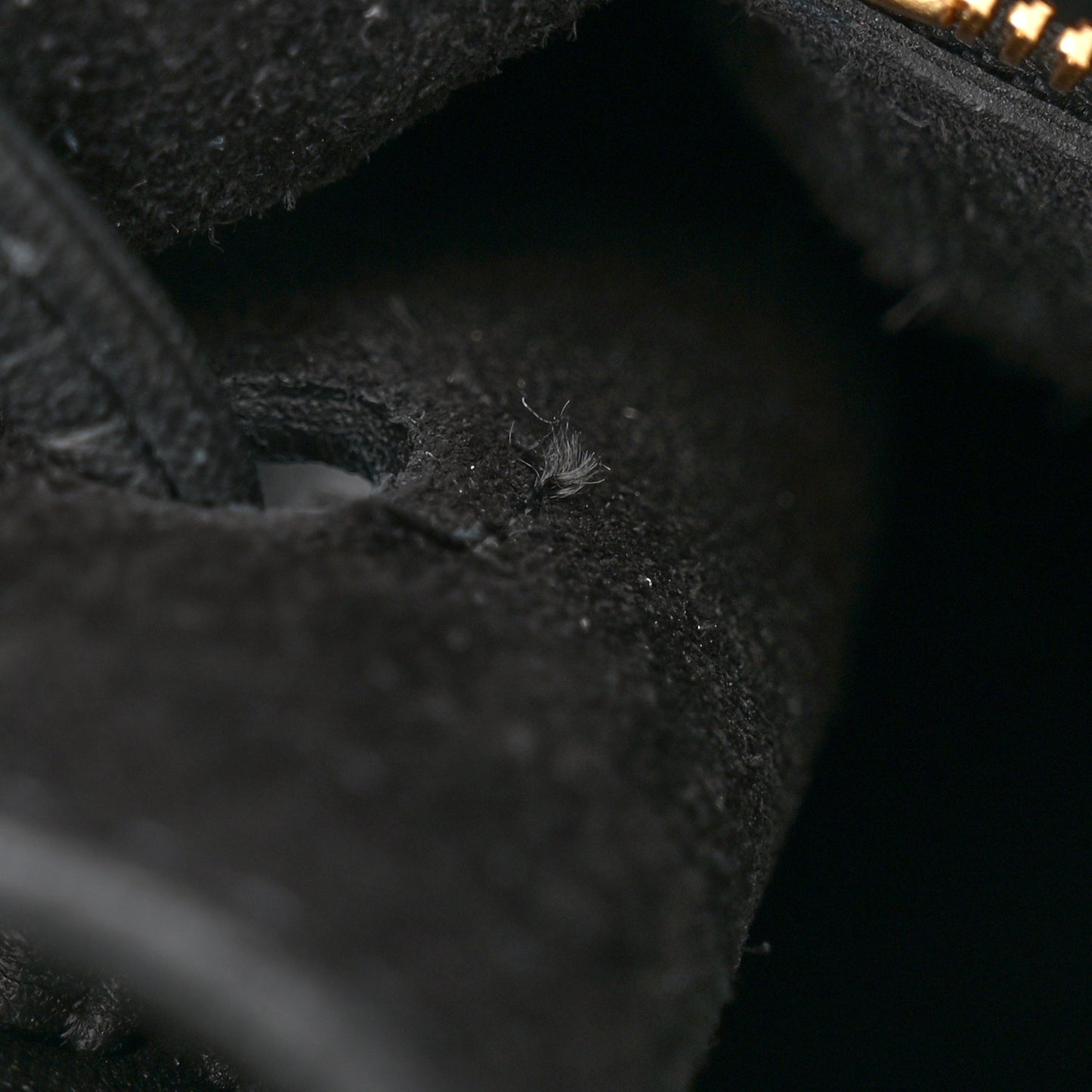 Heavy Grain Iris Tote Black