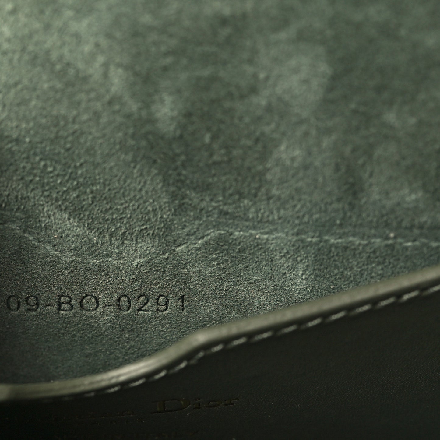 Box Calfskin Medium Bobby Flap Cedar
