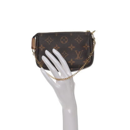 Louis Vuitton Monogram Mini Pochette Accessories 2 of 7