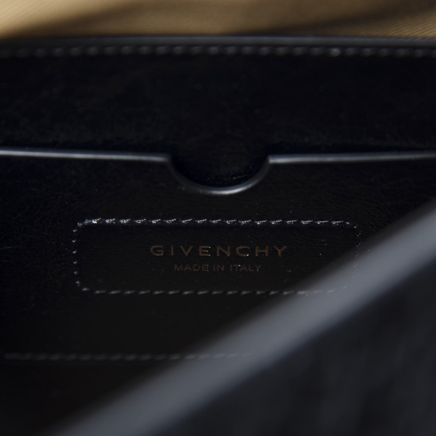 Creased Patent Calfskin Medium ID Flap Black