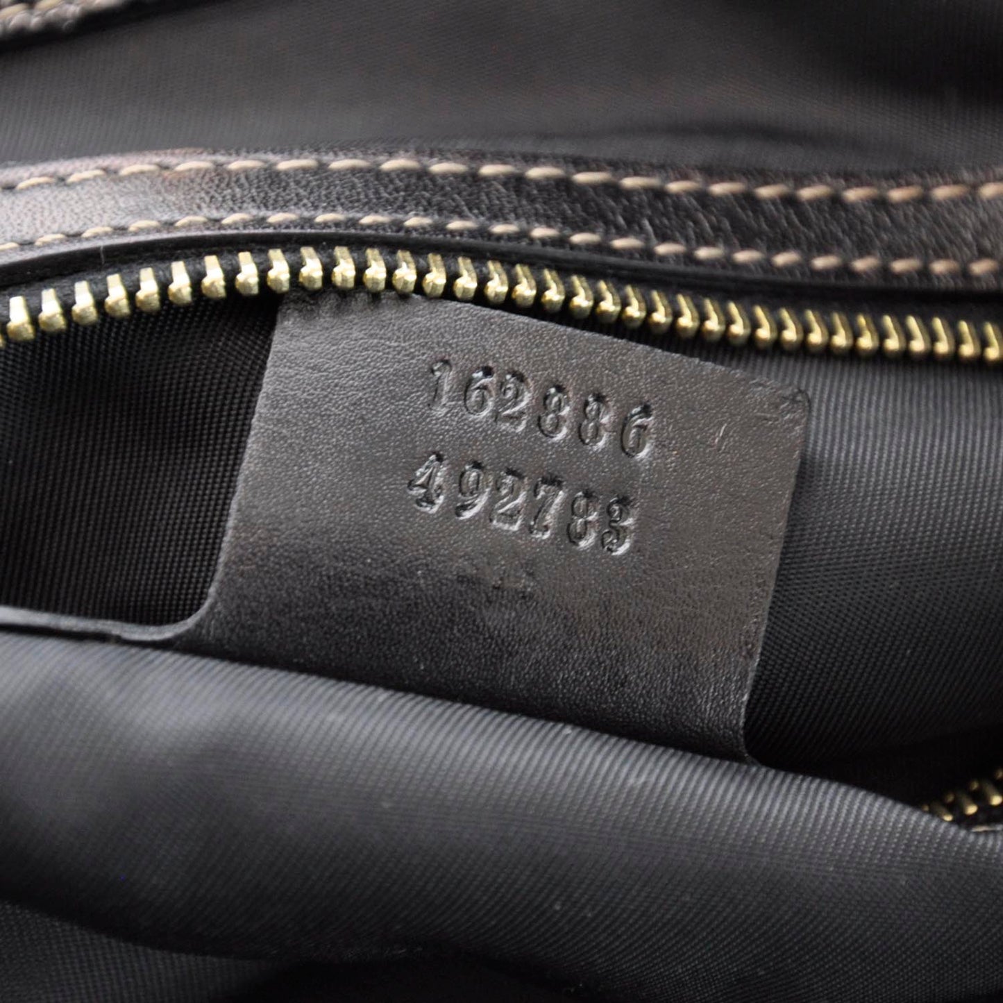 Dialux Medium Britt Shoulder Bag Black