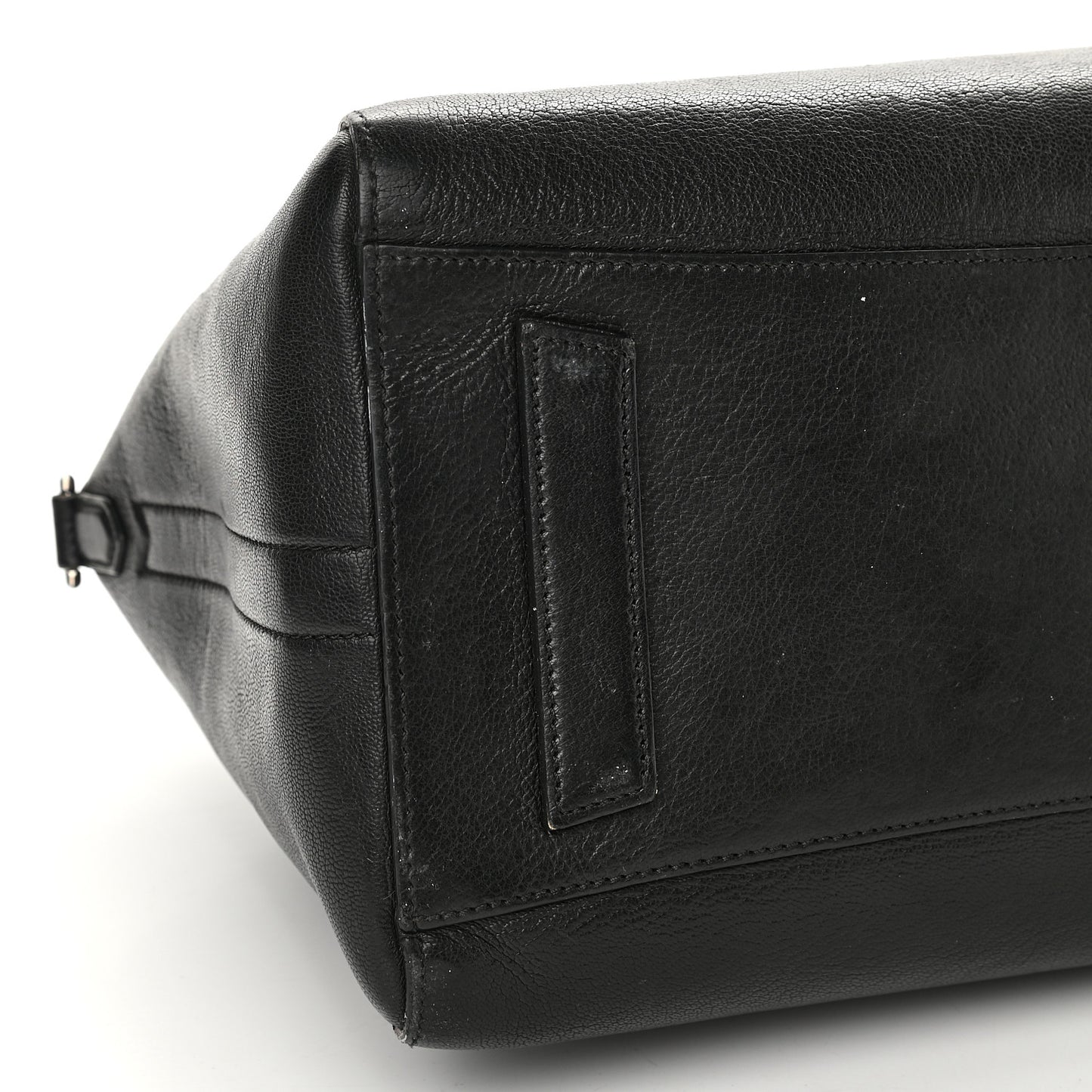 Sugar Goatskin Medium Antigona Black