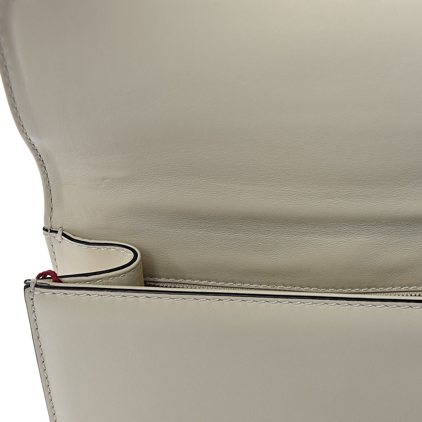Vitello Medium Glam Lock Rockstud Flap Light Ivory