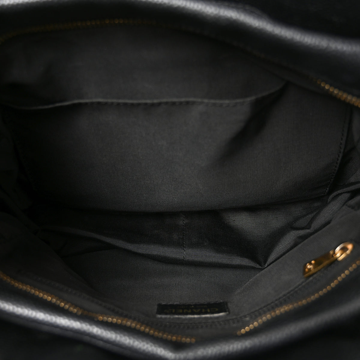 Caviar Quilted Petit Timeless Tote PTT Black