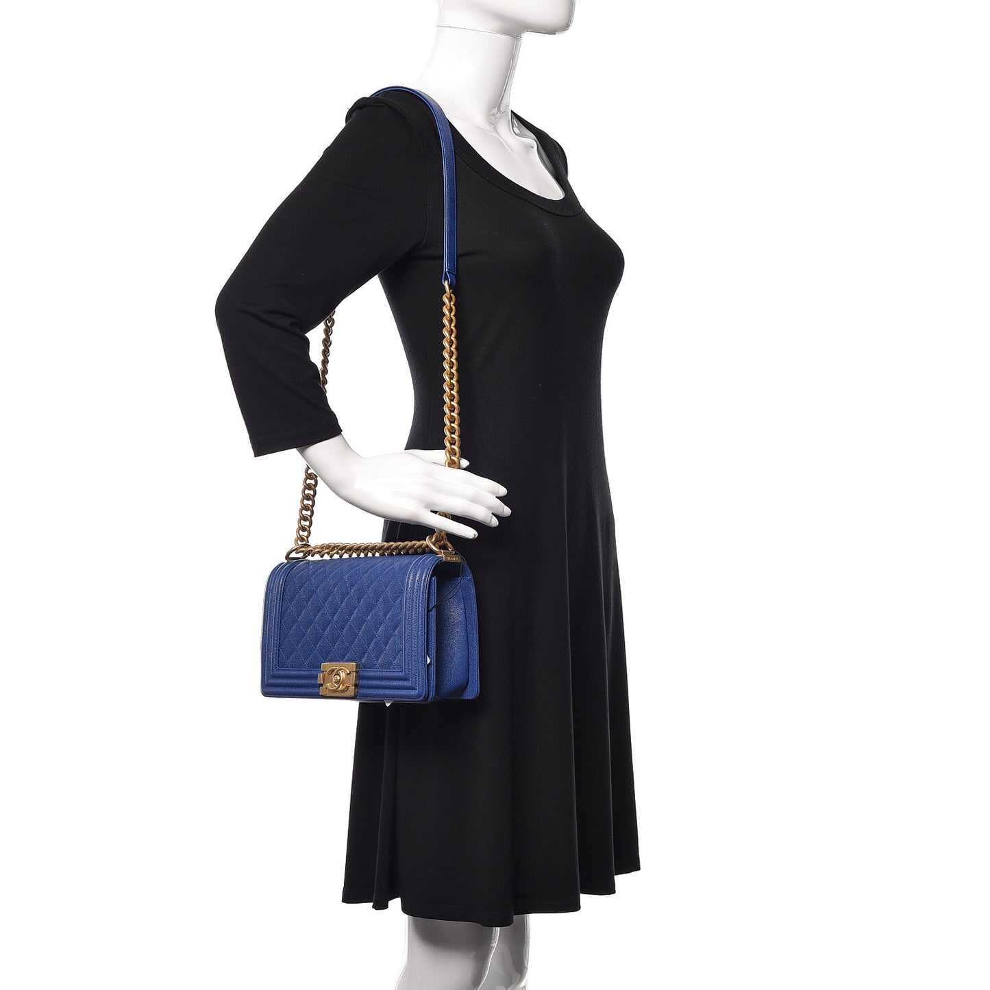 Caviar Quilted Medium Boy Flap Dark Blue