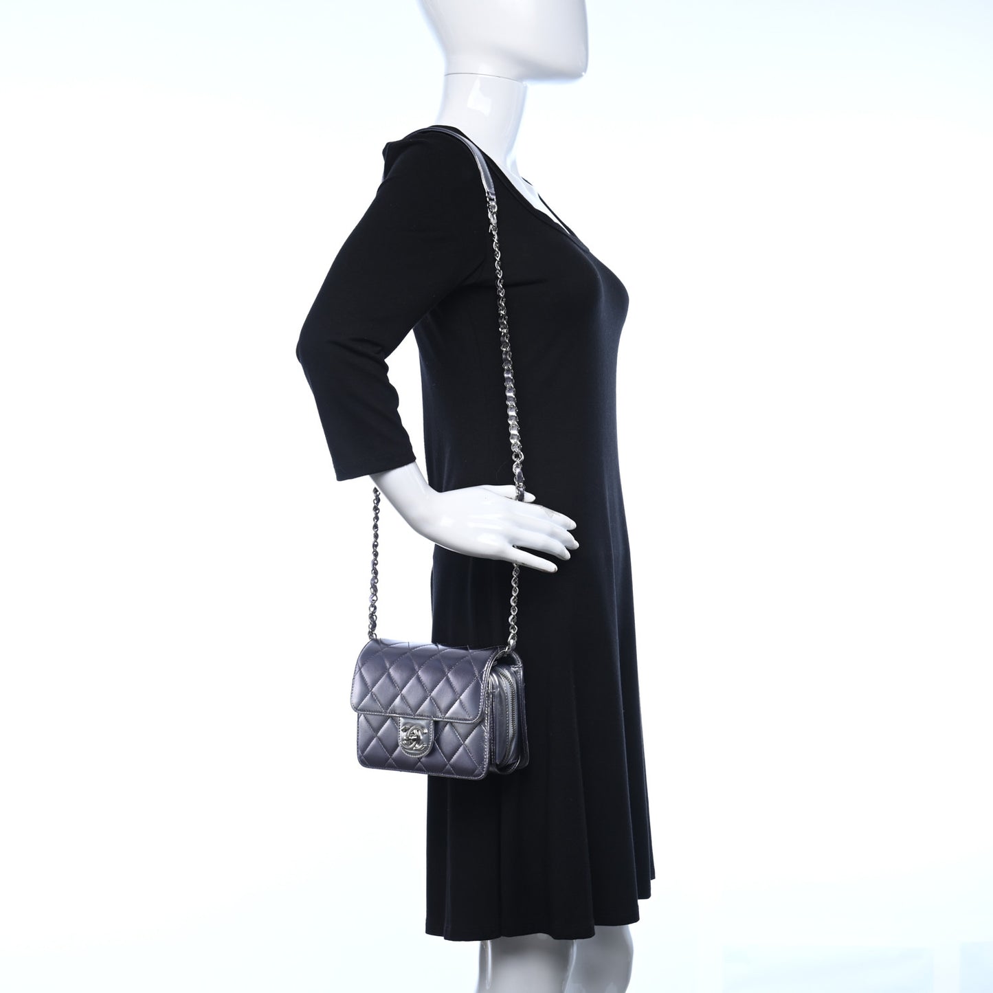 Metallic Lambskin Like A Wallet Flap Silvery Black