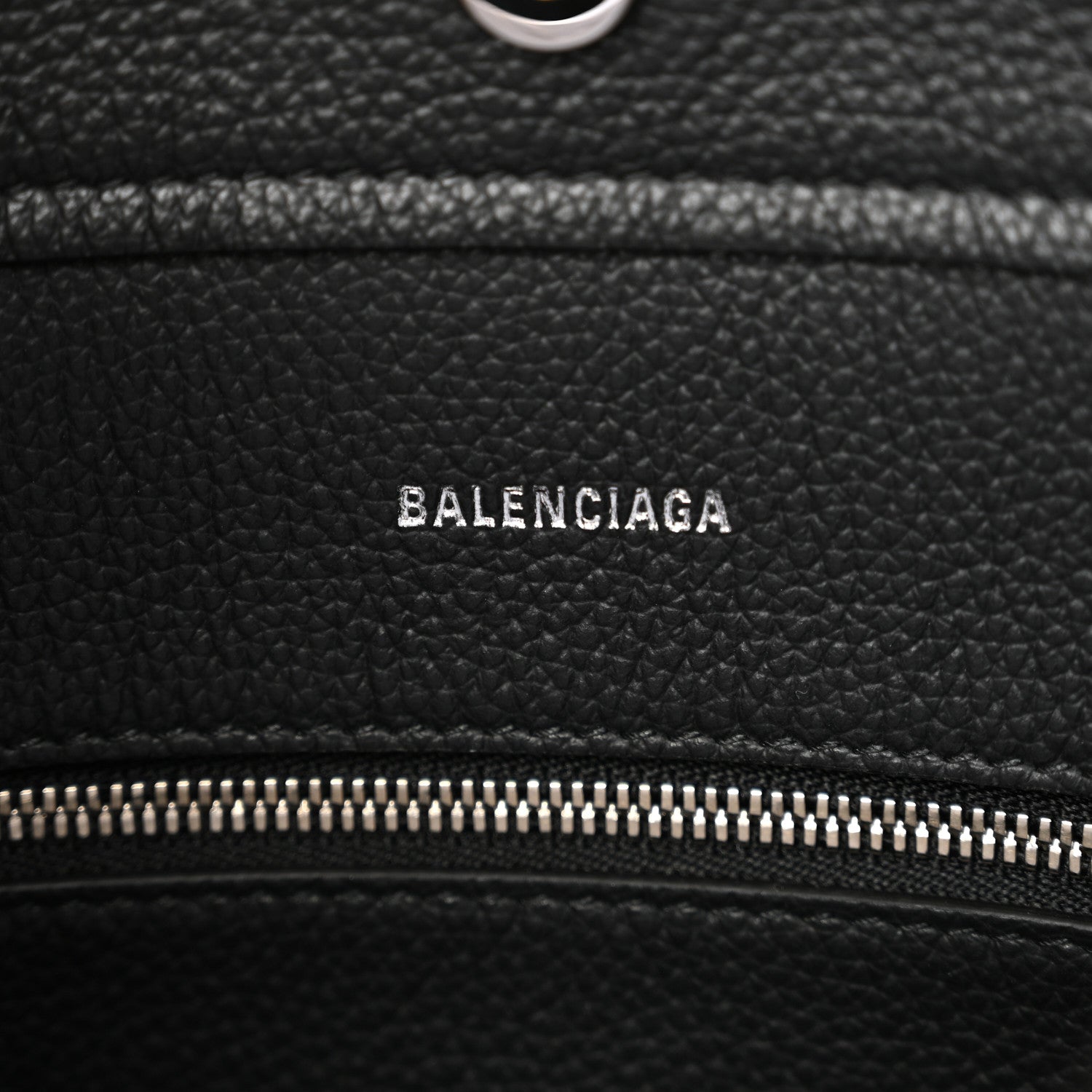 Balenciaga Grained Calfskin Small Everyday North South Shoulder Tote Bag Black 6 of 10