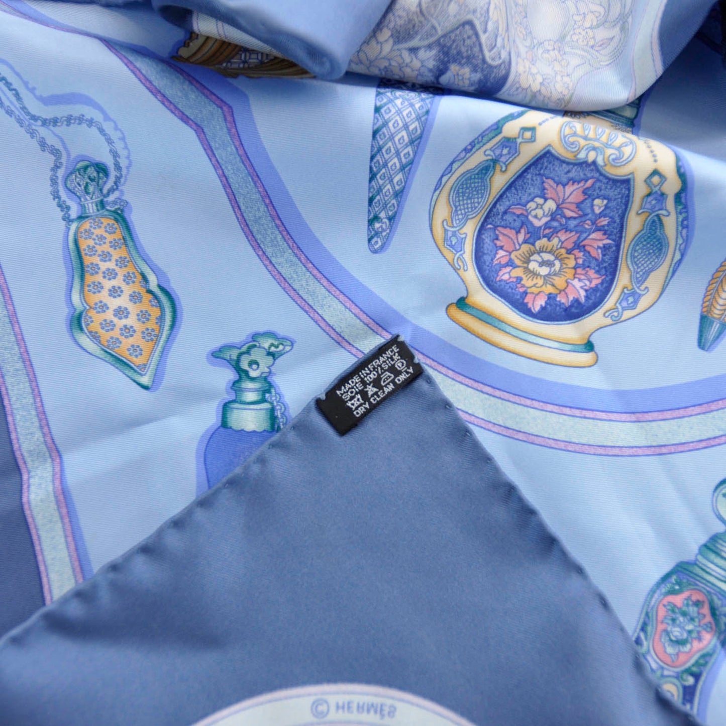 Silk Qu Importe Le Flacon Scarf 90 Bleu