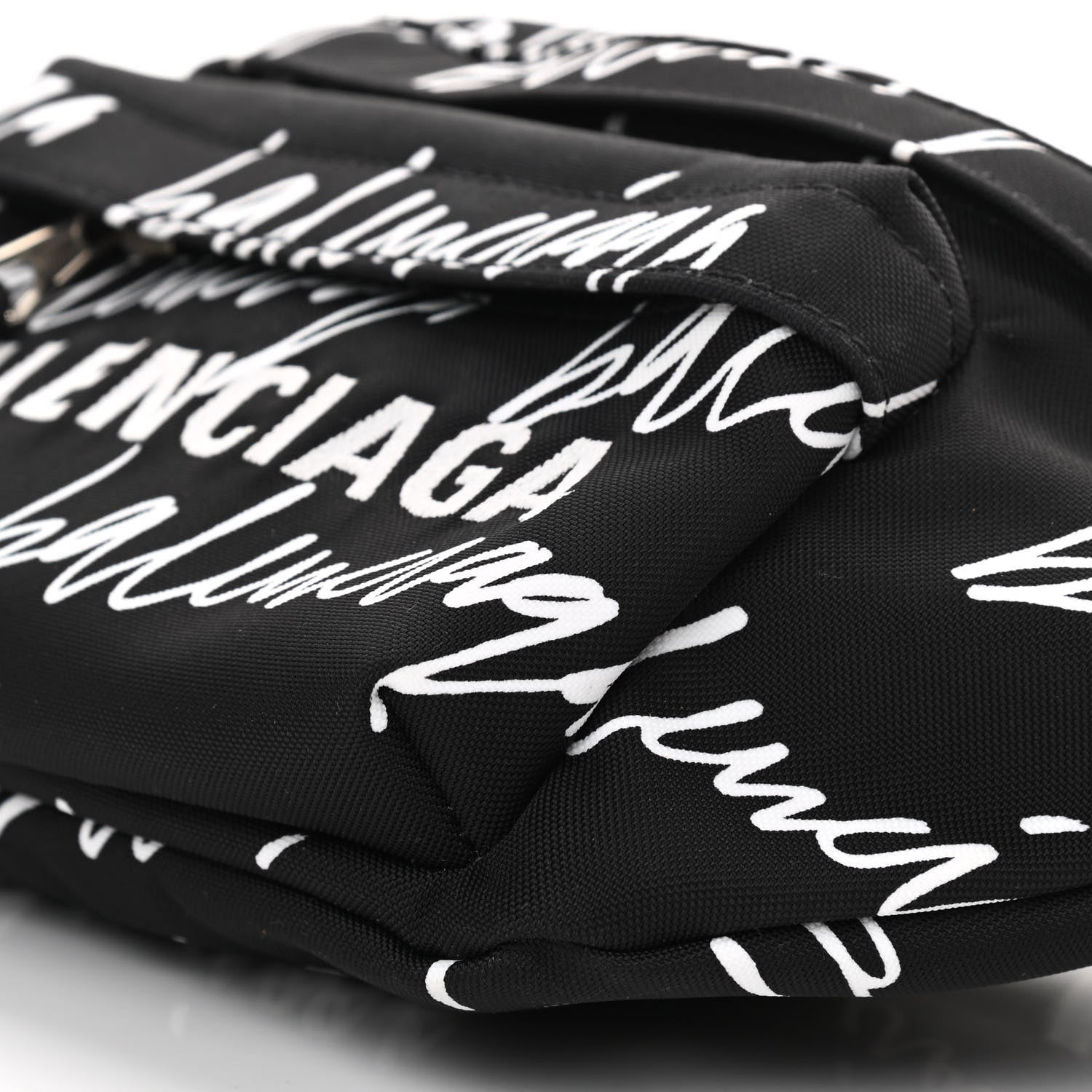 Balenciaga Recycled Sport Nylon Scribble Logo Wheel Beltpack Black White 10 of 10