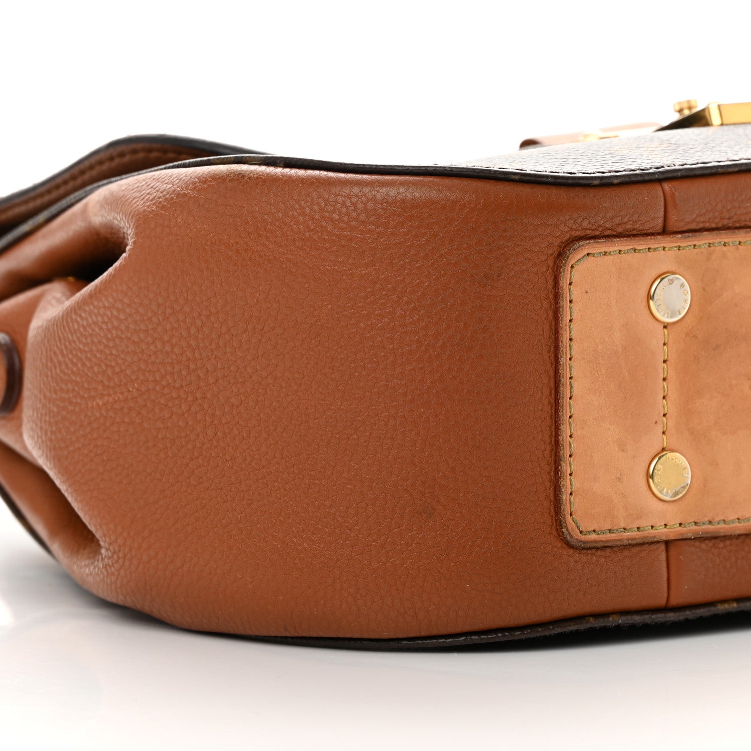 Louis Vuitton Monogram Eden MM Camel 9 of 26