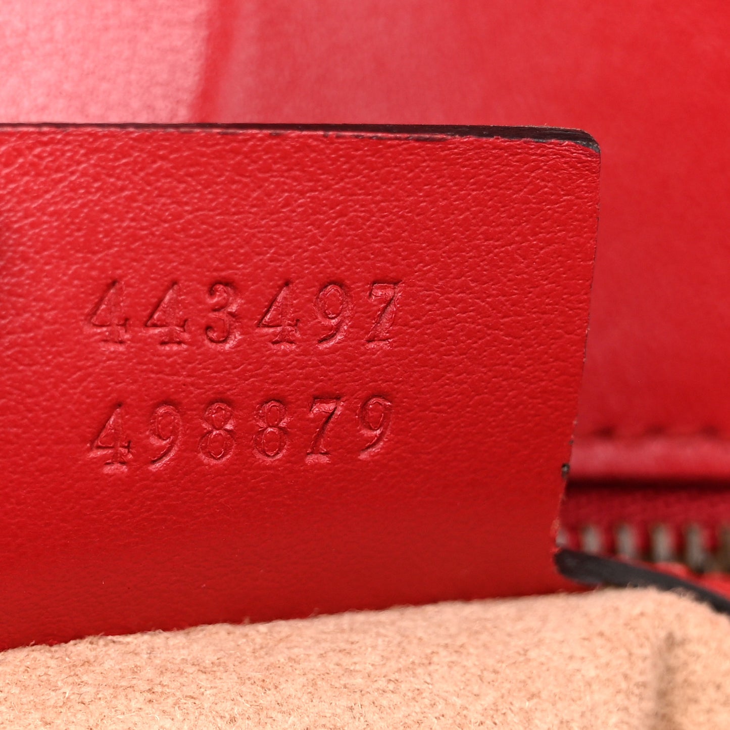 Calfskin Matelasse Small GG Marmont Shoulder Bag Hibiscus Red