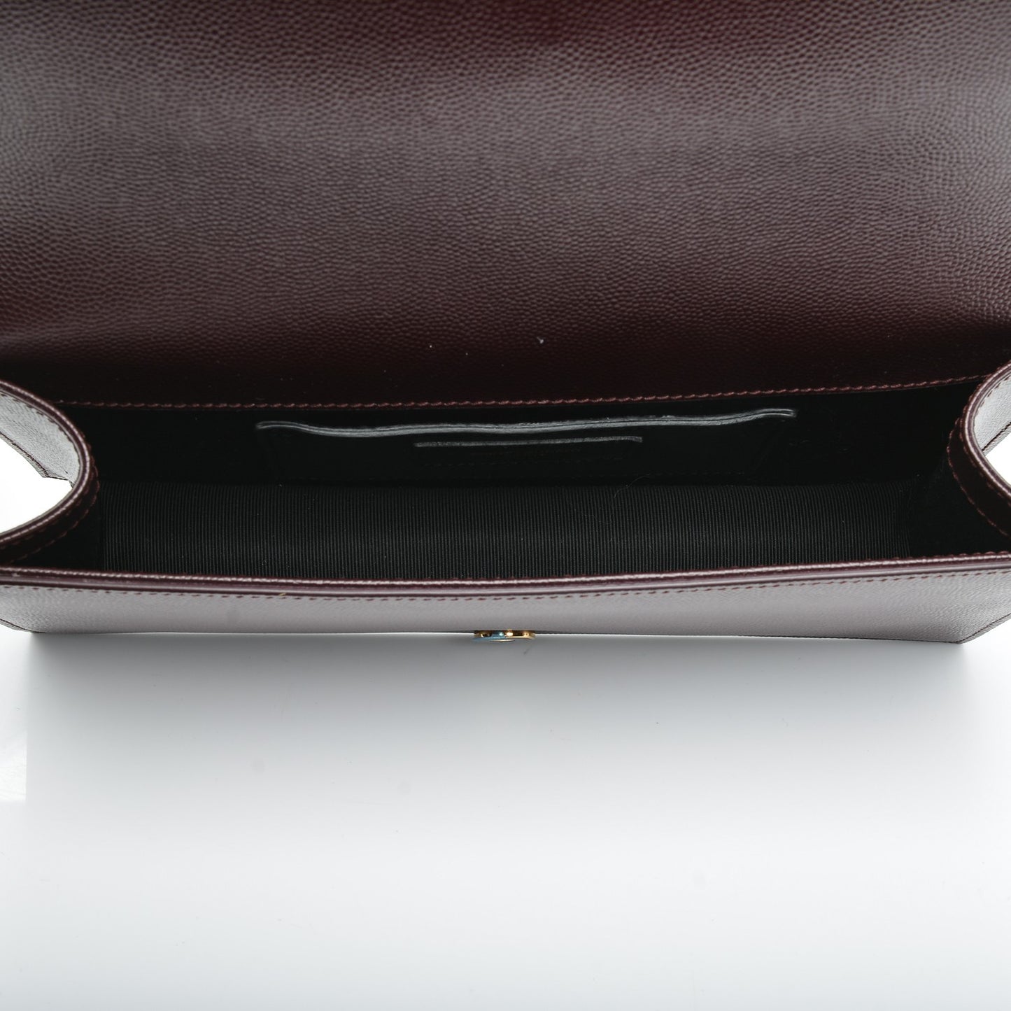 Grain De Poudre Classic Monogram Clutch Amaranto