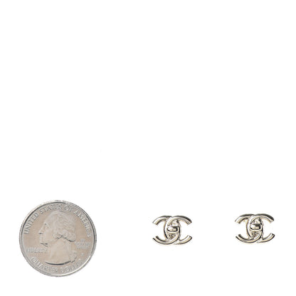 Chanel Metal CC Turnlock Earrings Gold 2 of 4