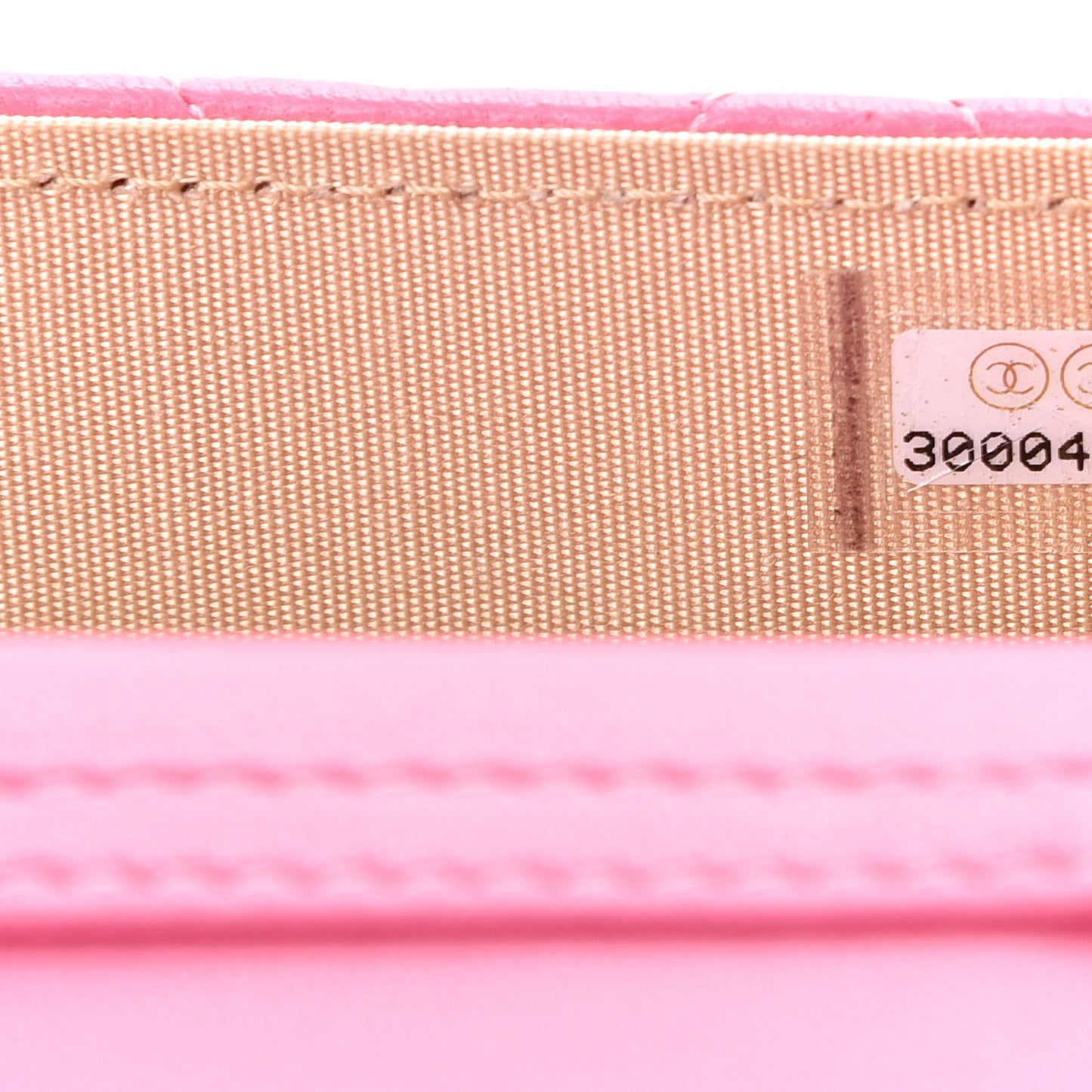 Lambskin Quilted Pearl Crush Clutch With Chain Pink