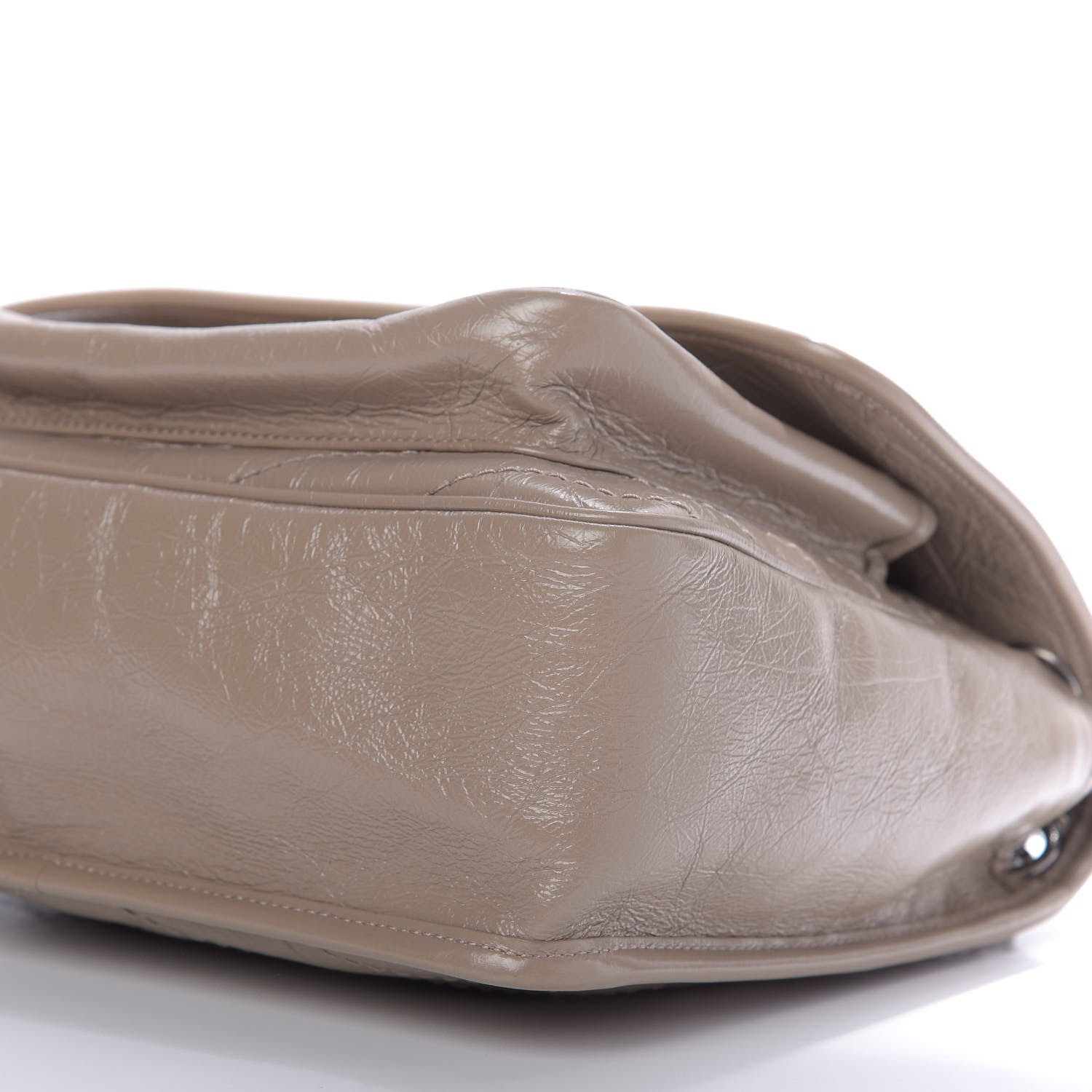Saint Laurent Crinkled Calfskin Matelasse Monogram Medium Niki Chain Satchel Light Taupe 8 of 10