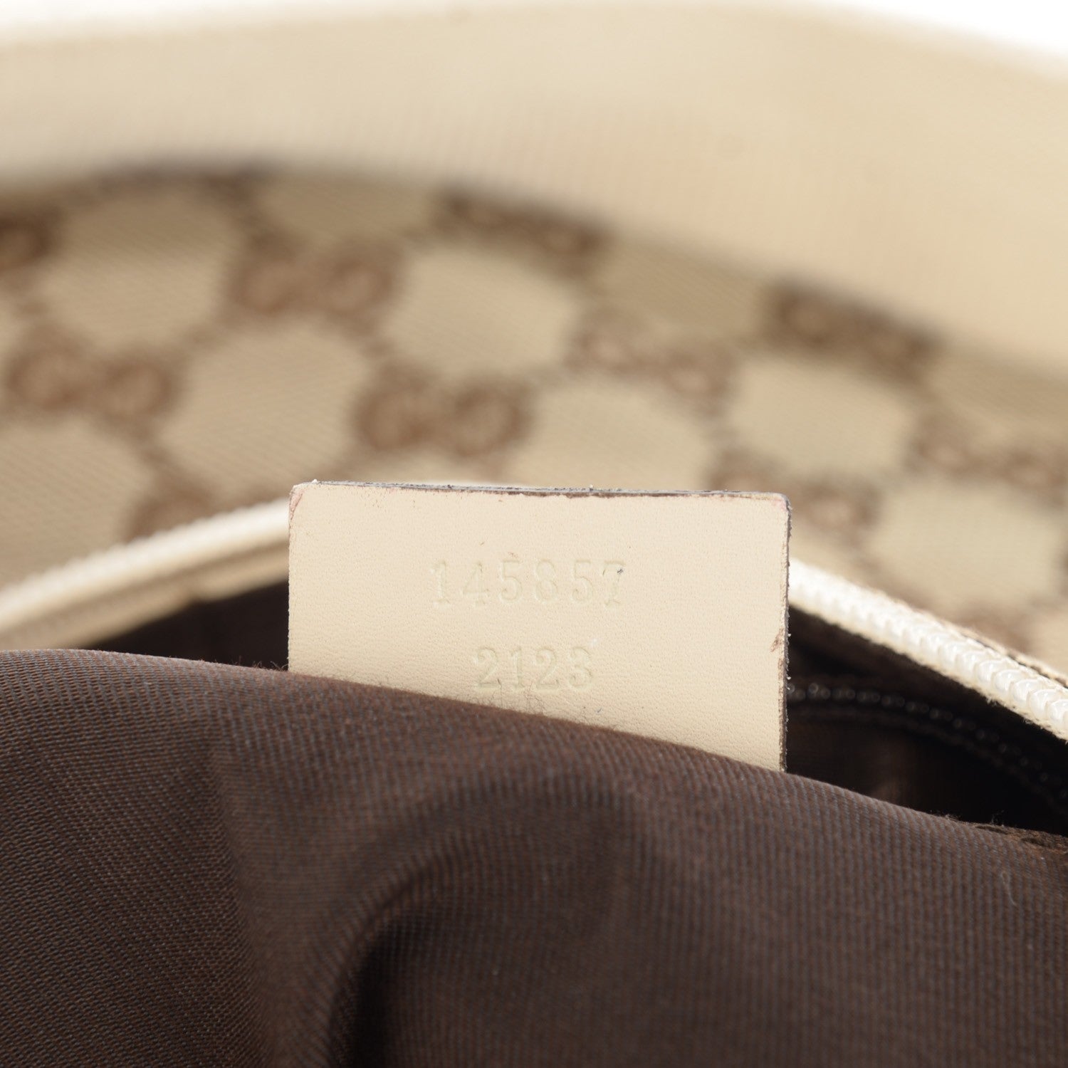 Gucci Monogram Calfskin Perforated Medium Flat Messenger Bag Off White 7 of 10