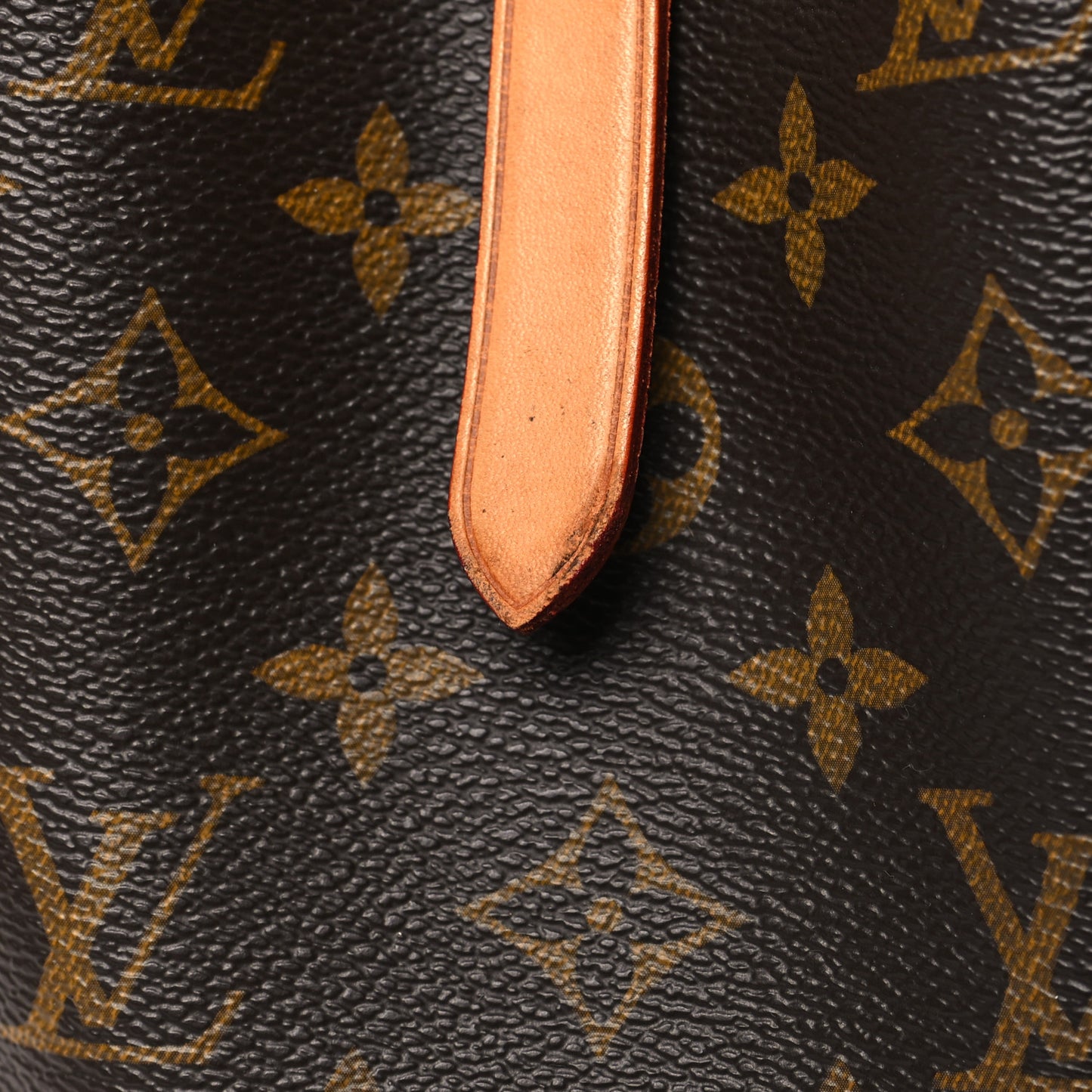 Monogram Montaigne MM