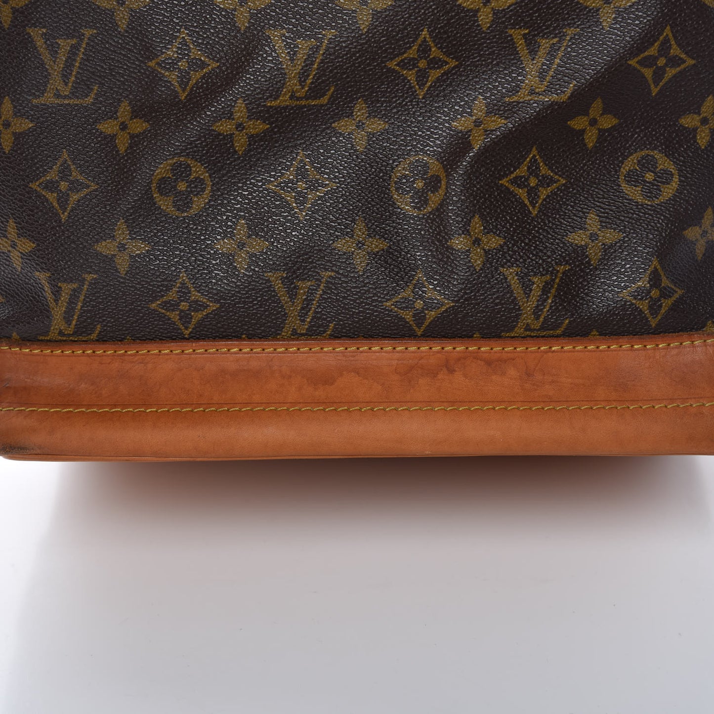 Monogram Noe