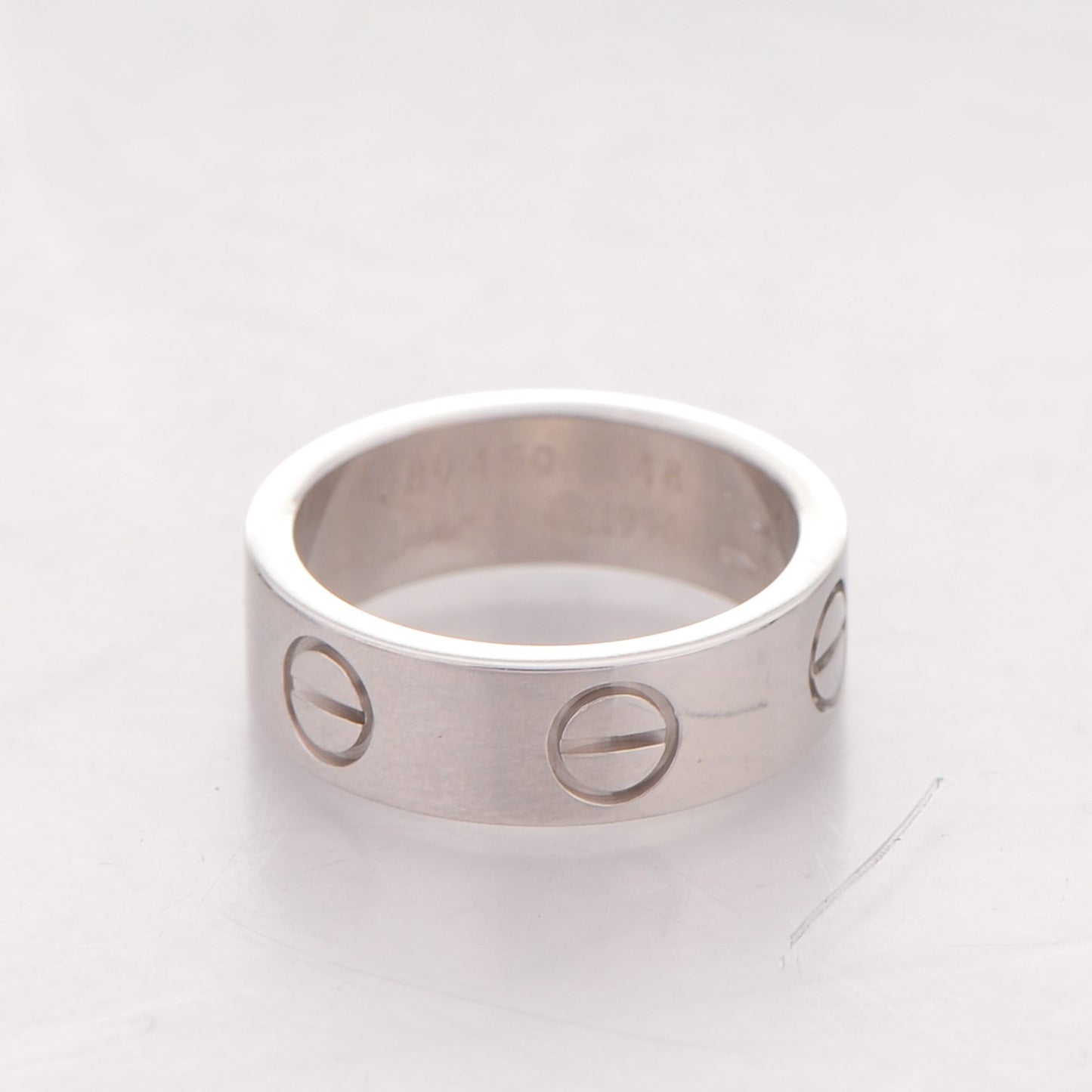 18K White Gold 5.5mm LOVE Ring 48 4.5