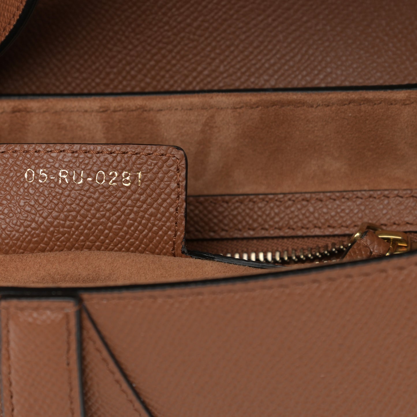 Grained Calfskin Saddle Bag Camello