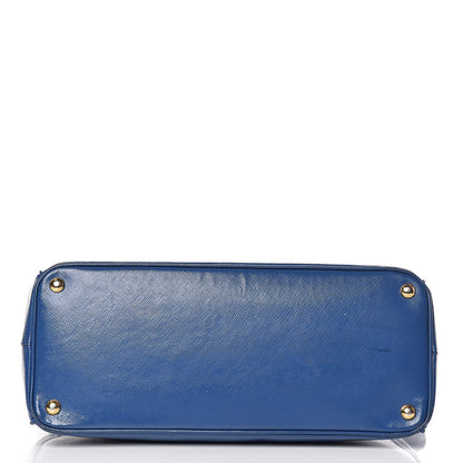 Prada Saffiano Vernice Shopping Tote Azzurro 25 of 26