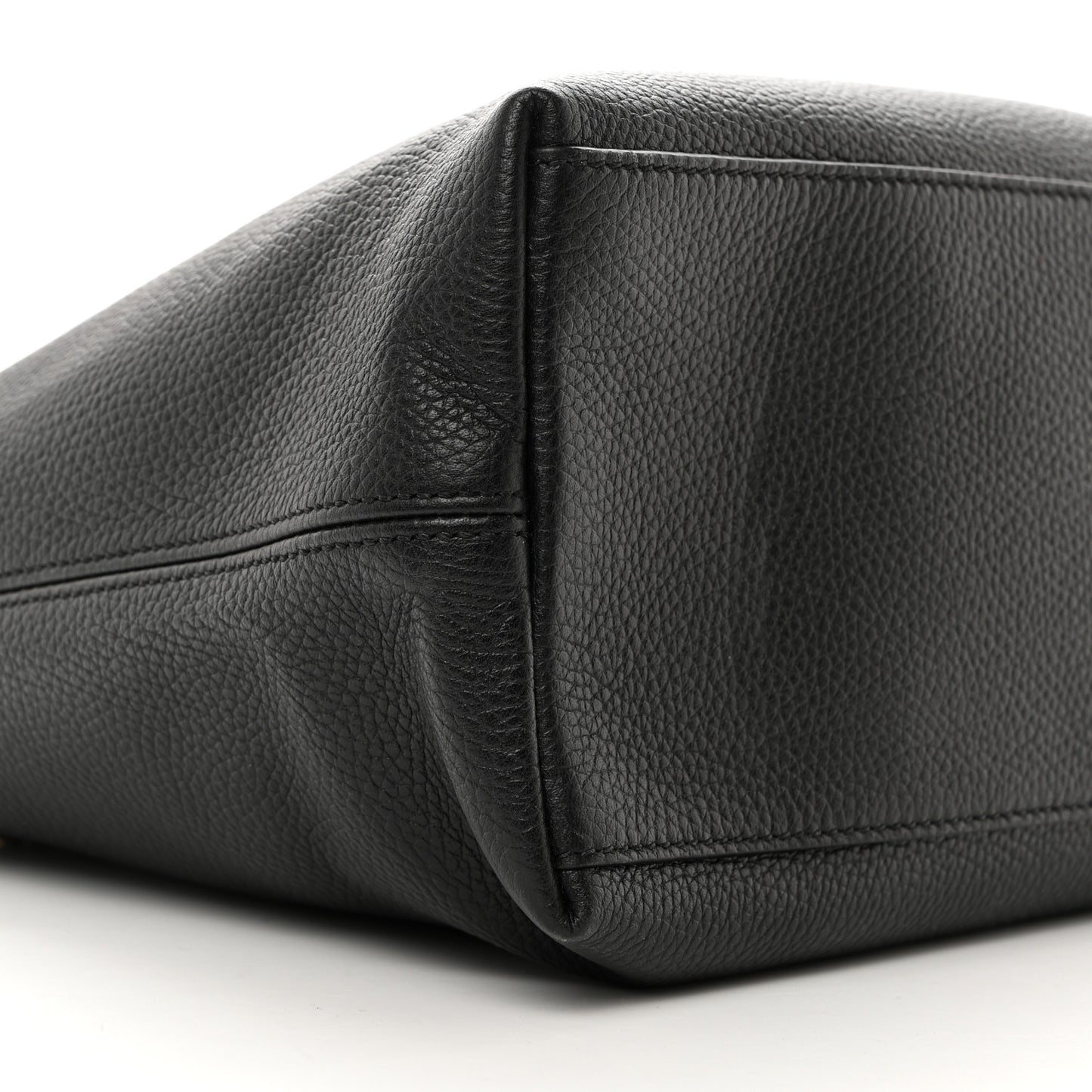 Pebbled Calfskin Medium Soho Chain Shoulder Bag Black