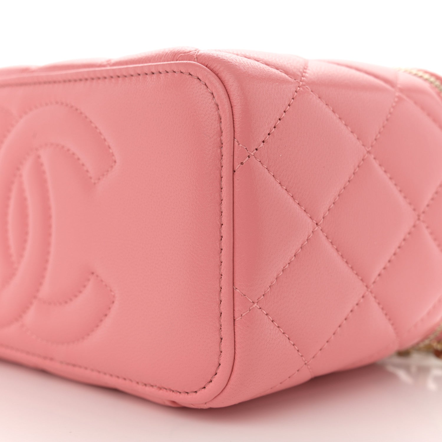 Chanel Shiny Lambskin Quilted Sweetheart Small Vanity Case With Chain Pink 10 of 10