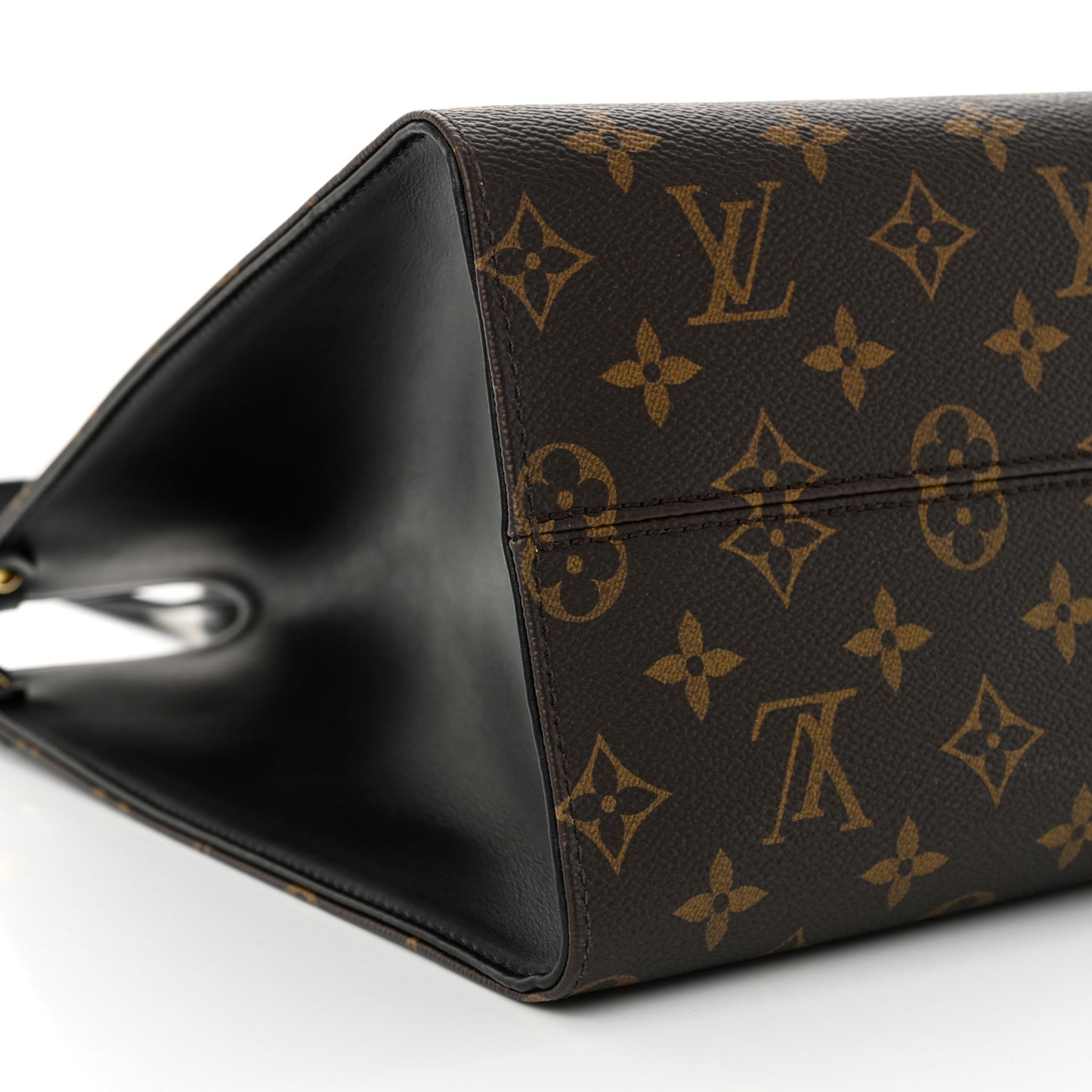 Monogram Fall In Love Onthego MM